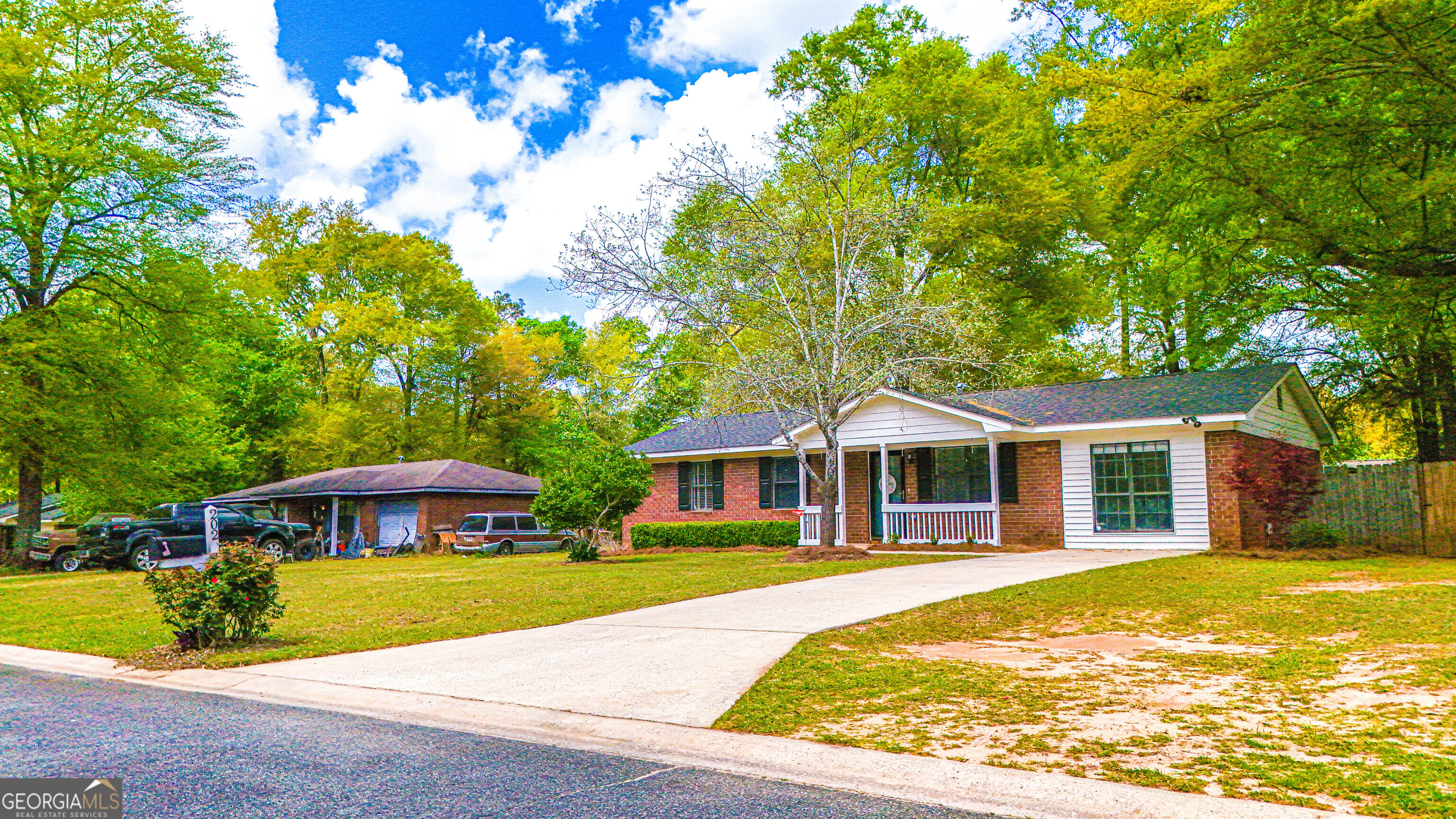 202 Woods Trail