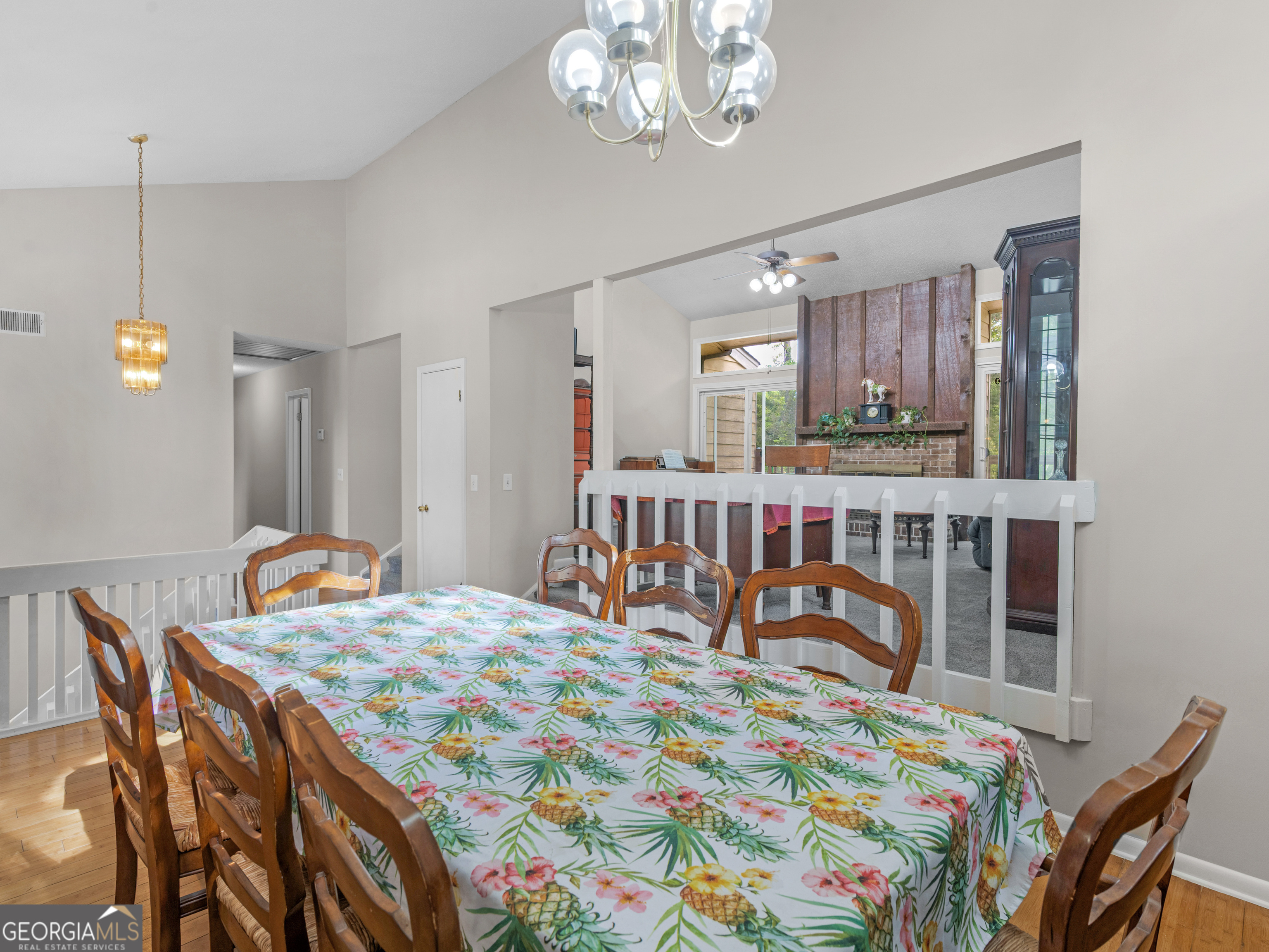 915 Strawberry Court