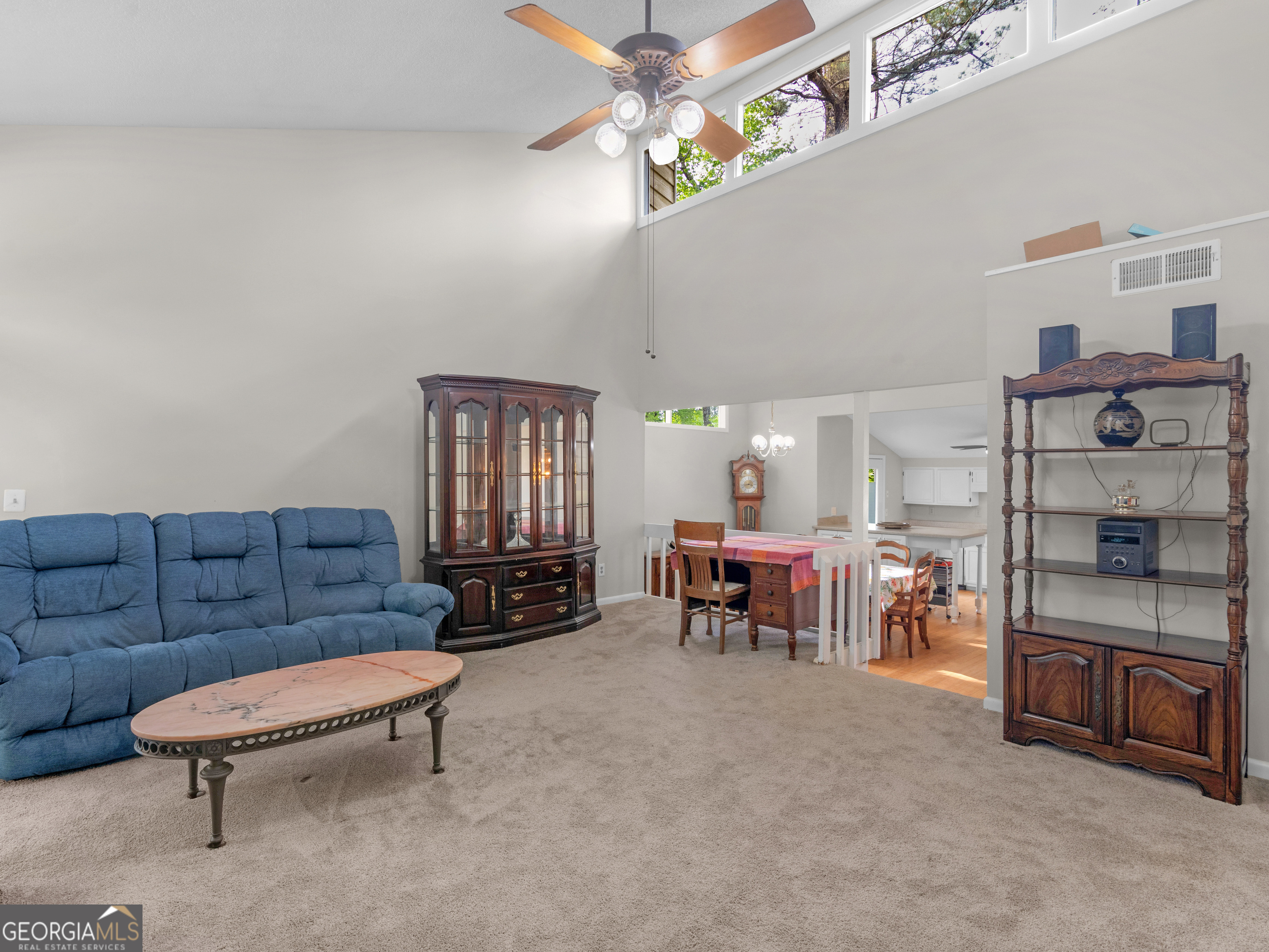 915 Strawberry Court