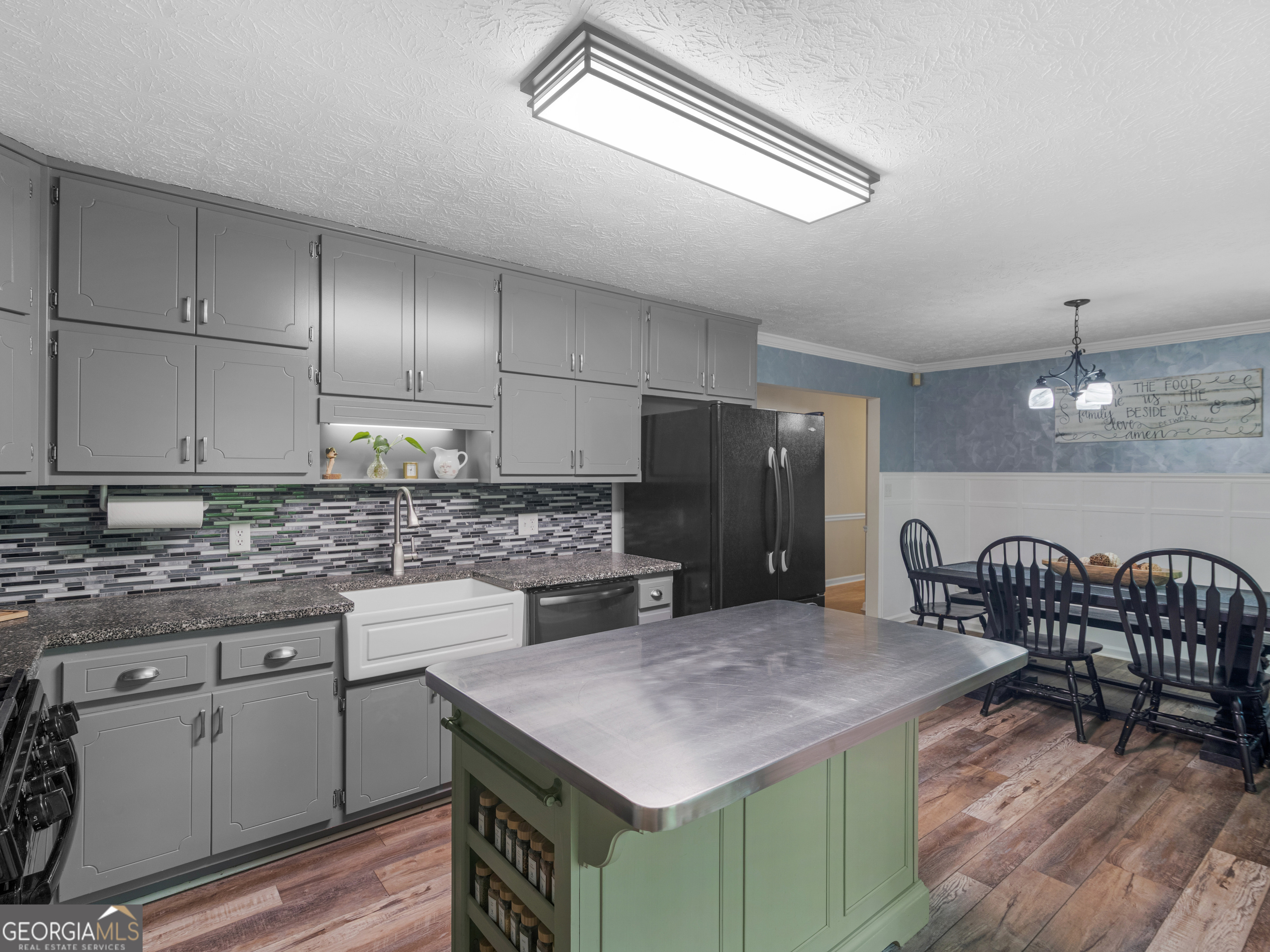 442 Creek View Court