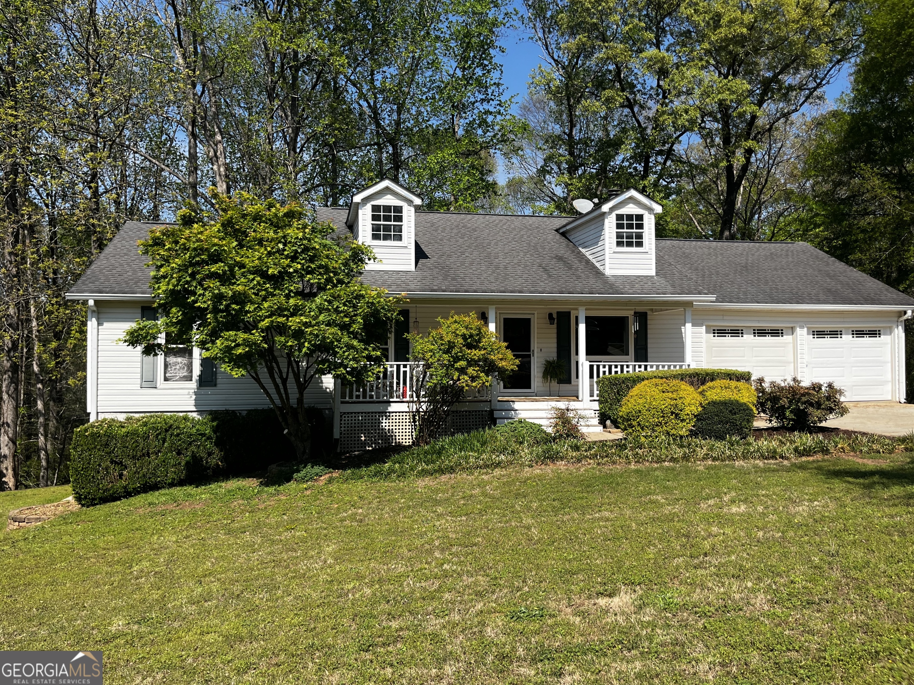 442 Creek View Court