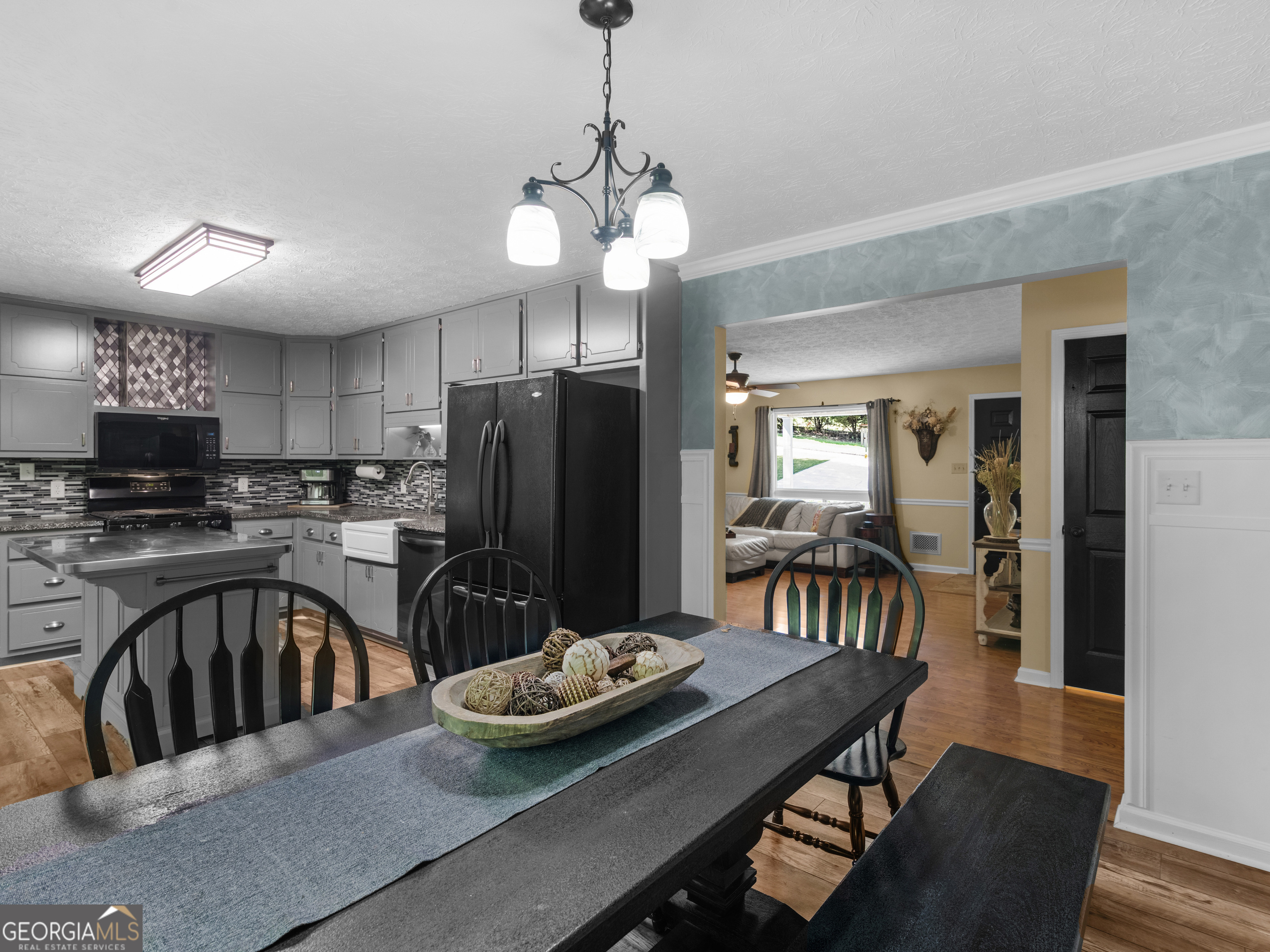 442 Creek View Court