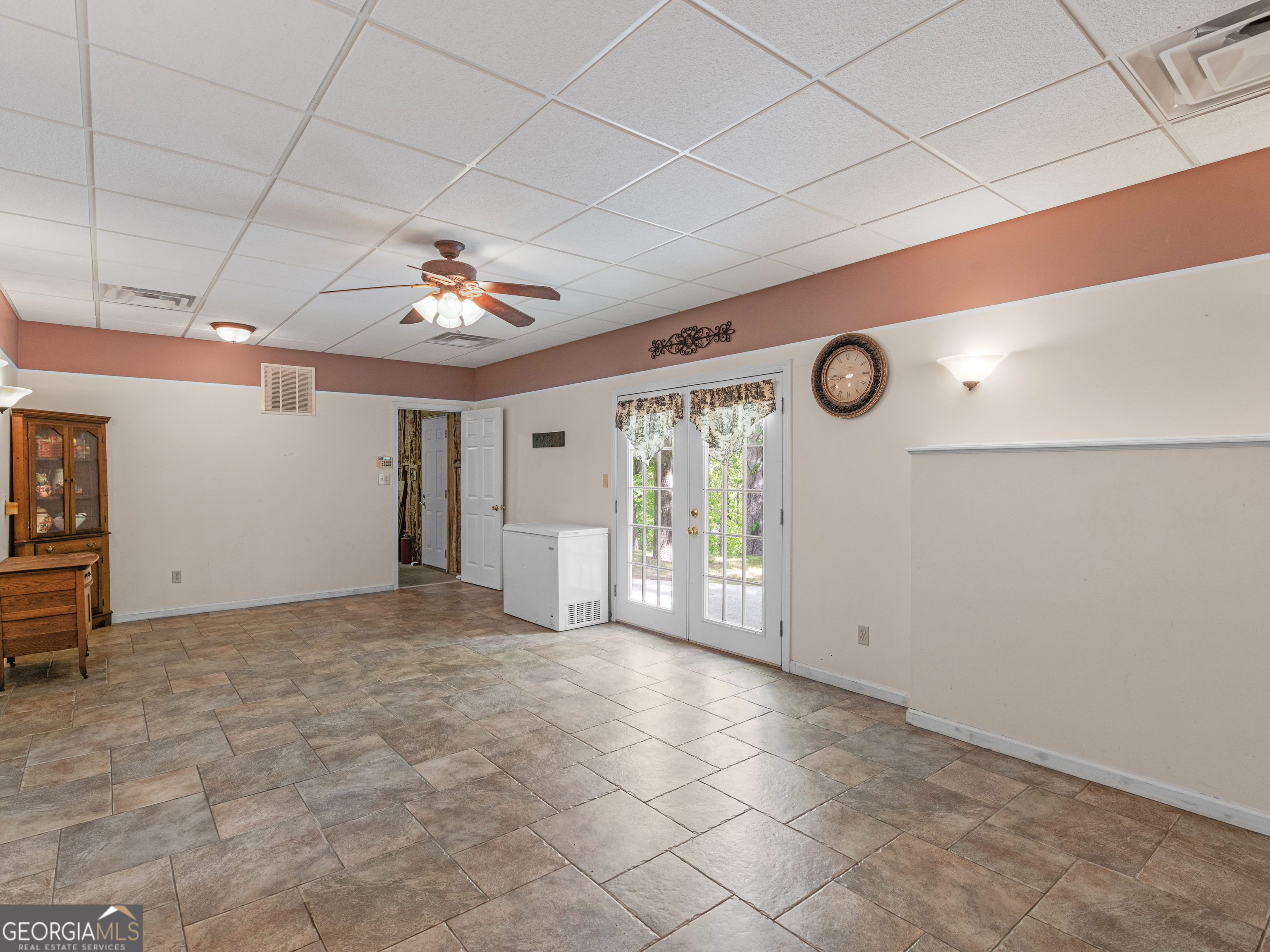 442 Creek View Court