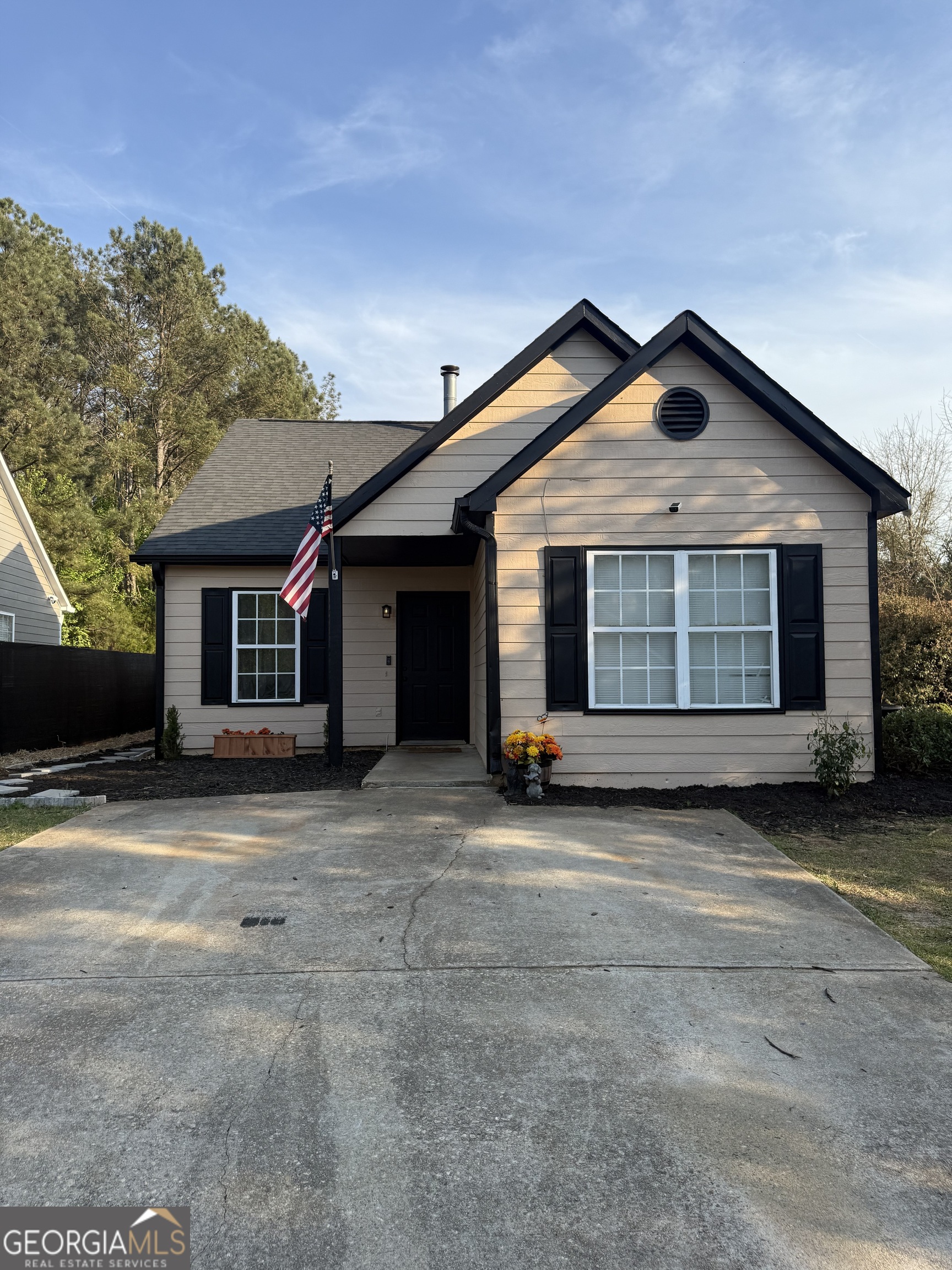 100 Crystal Brook