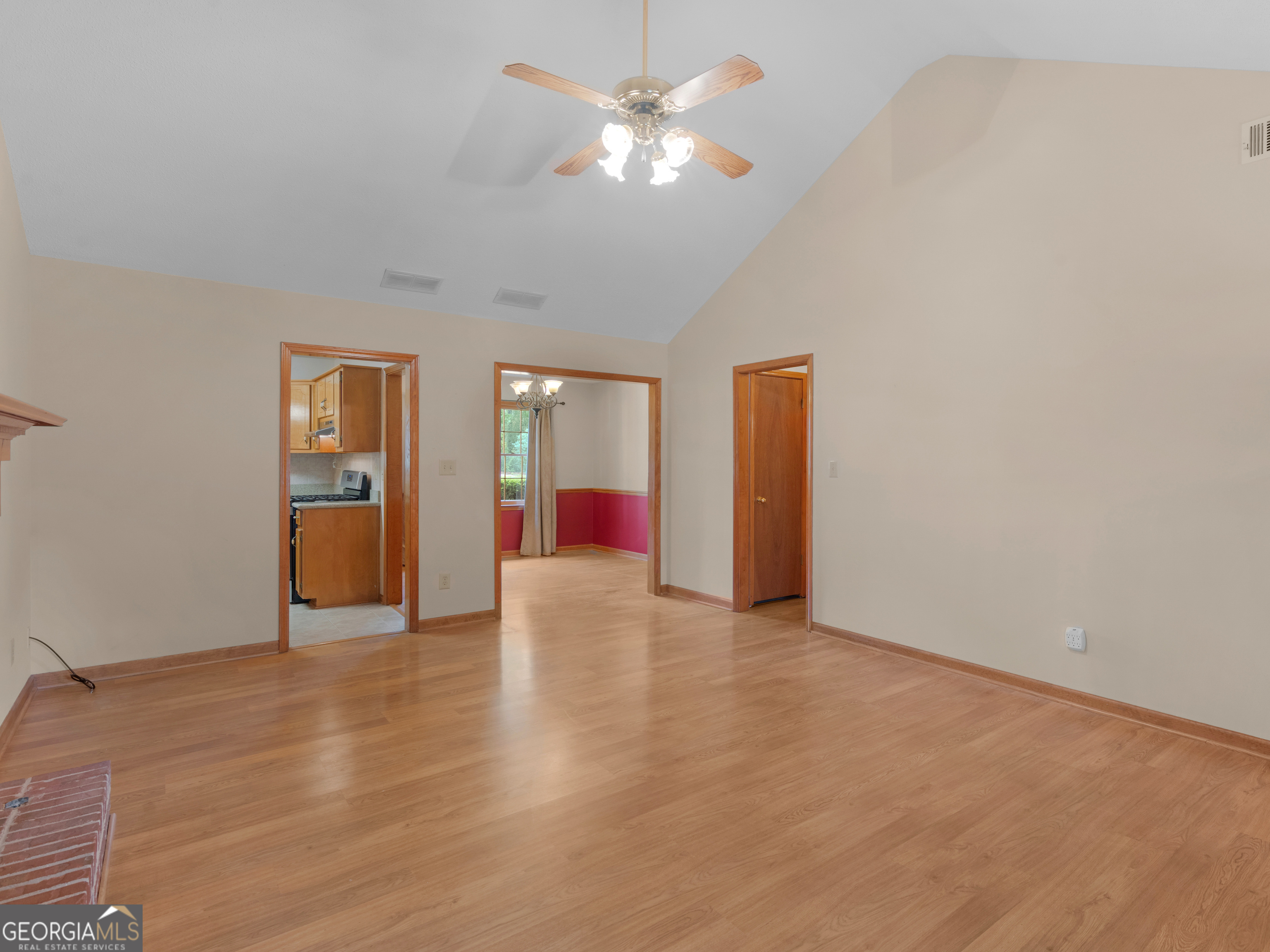 255 Pine Tree Lane