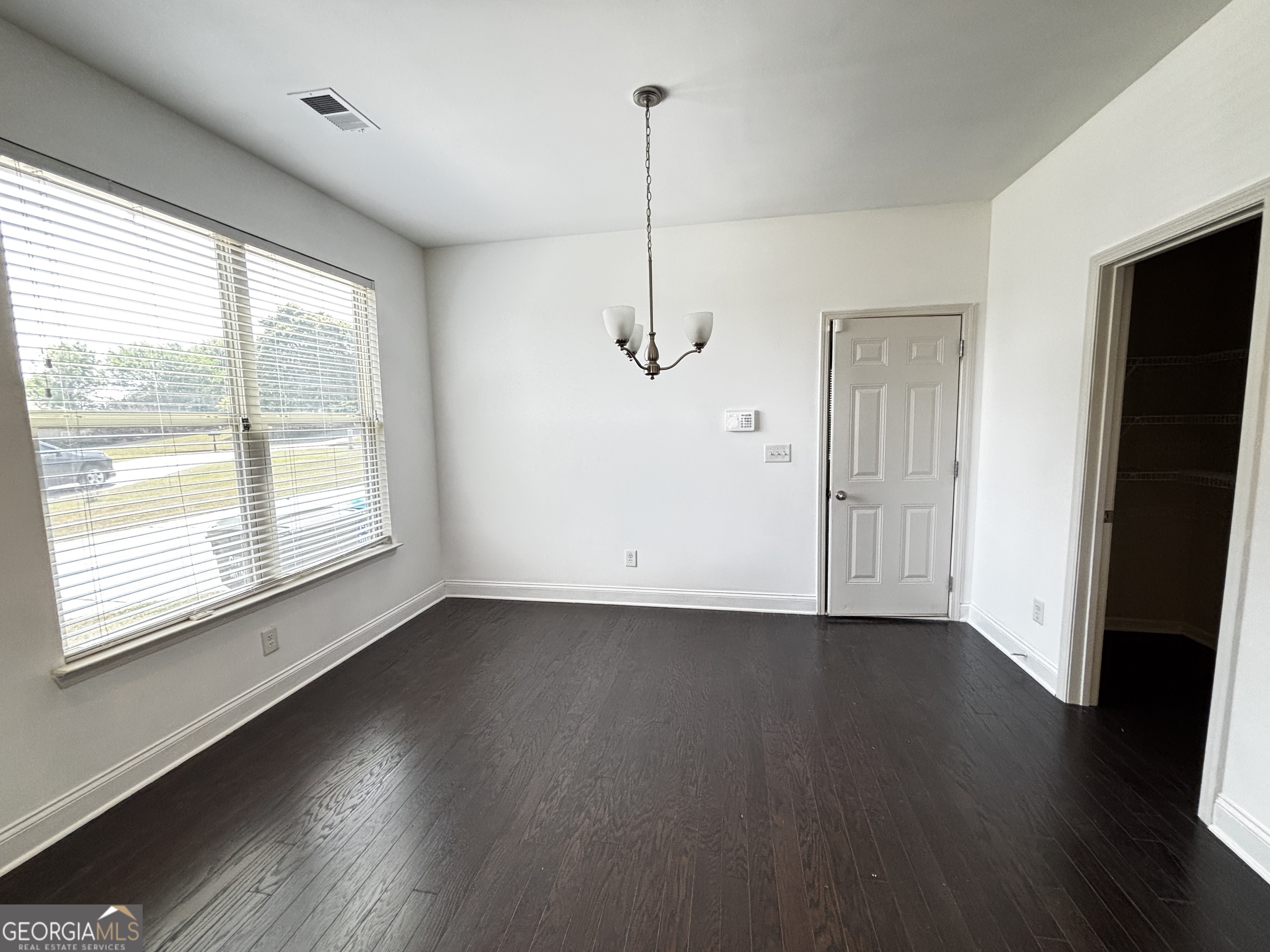 1915 Highland Creek Drive