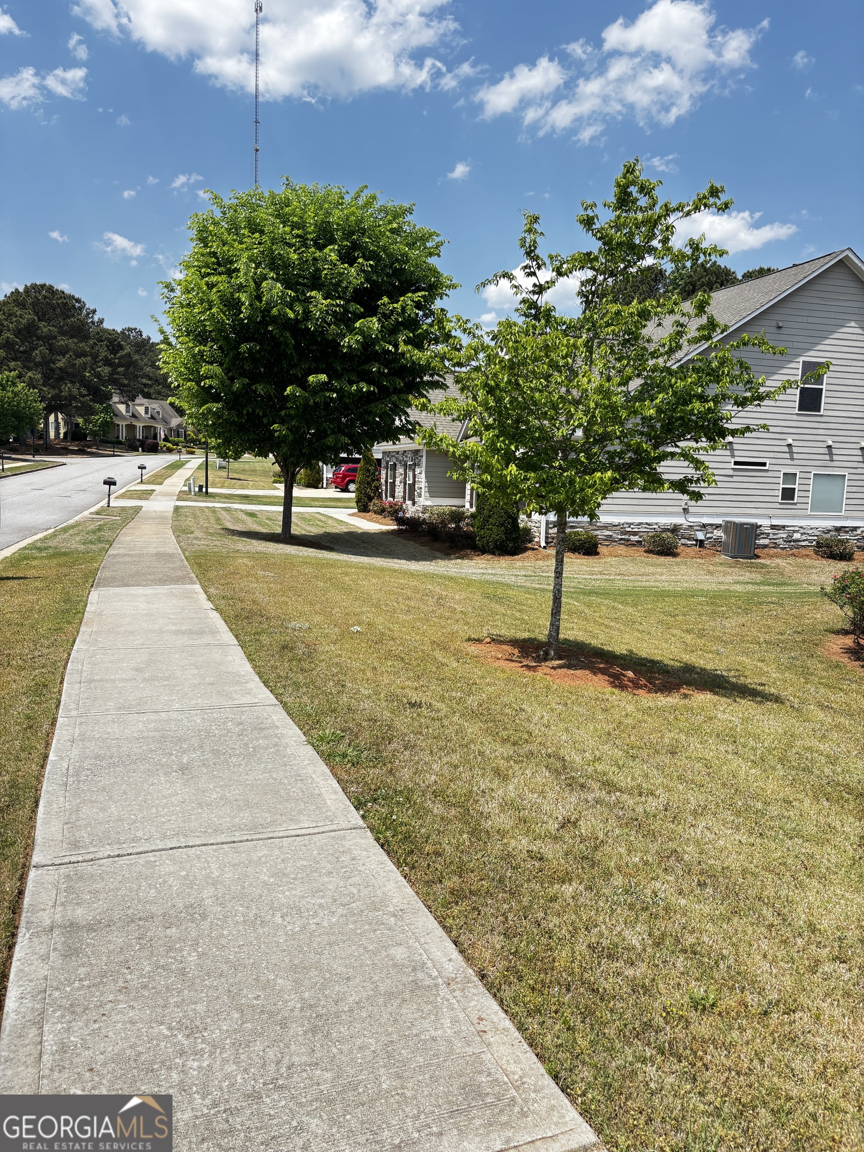 1915 Highland Creek Drive