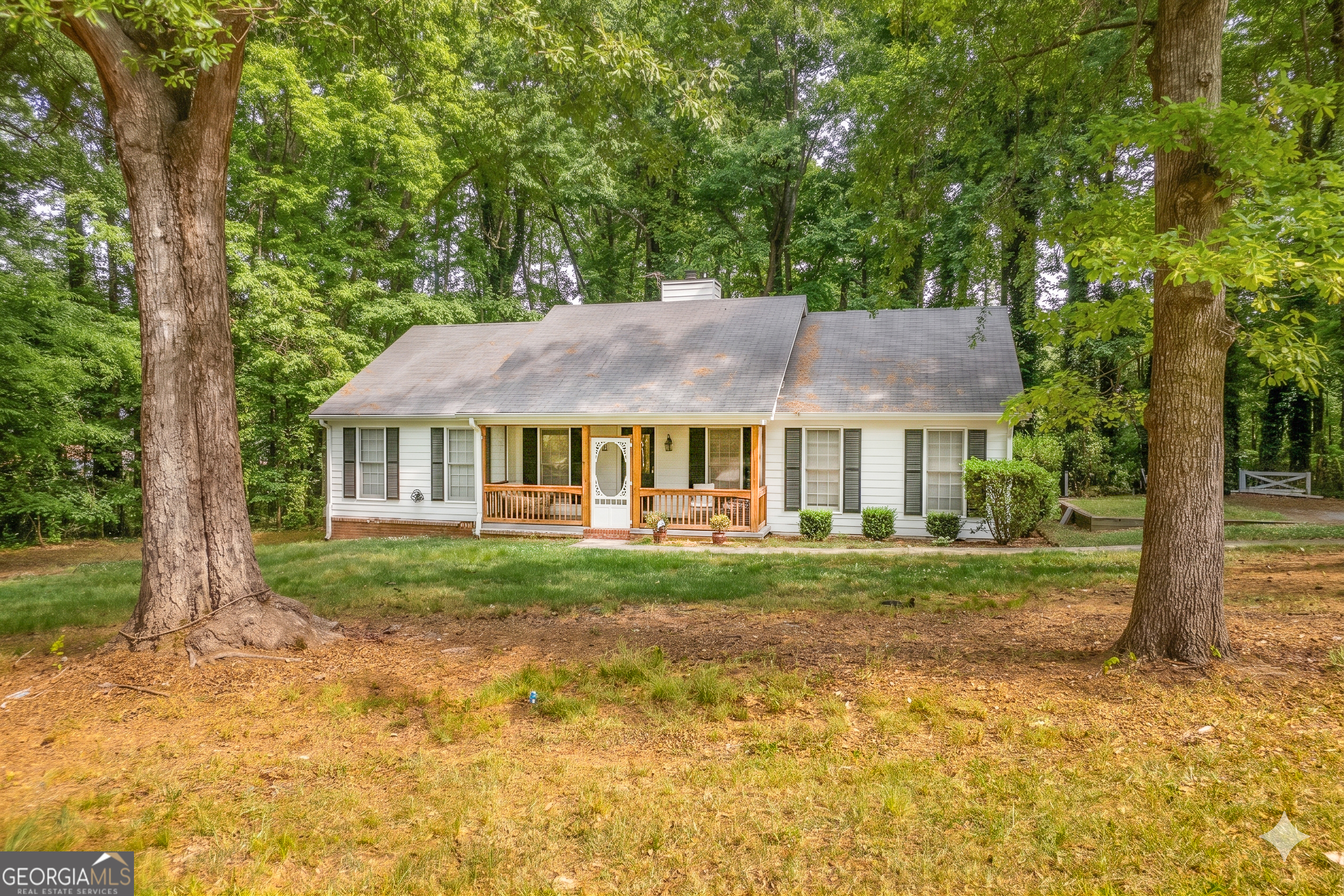 90 Hoglen Drive