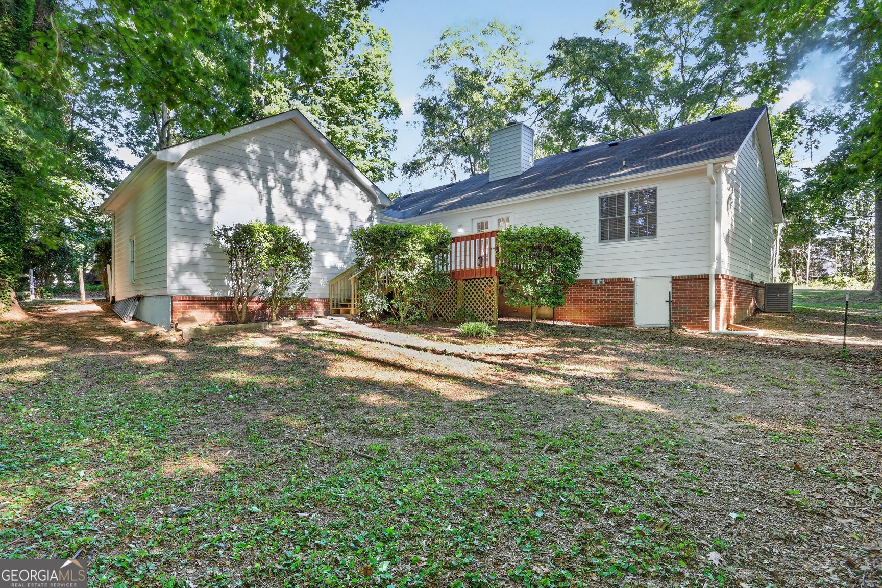 90 Hoglen Drive