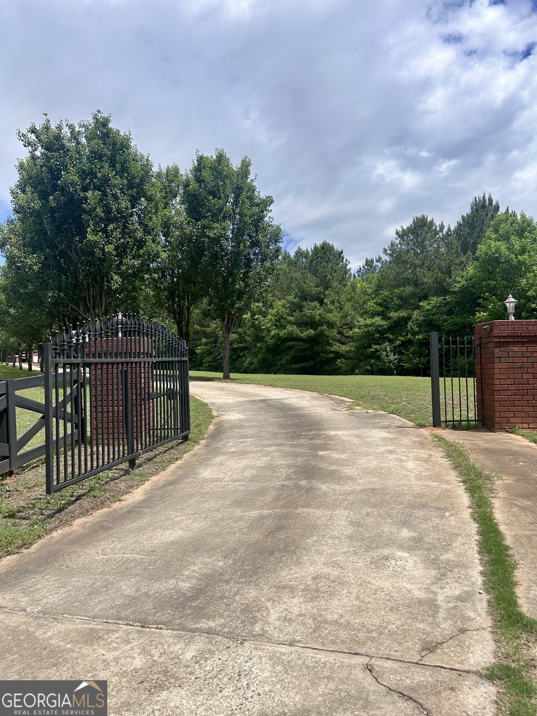 1359 Jenkins Road