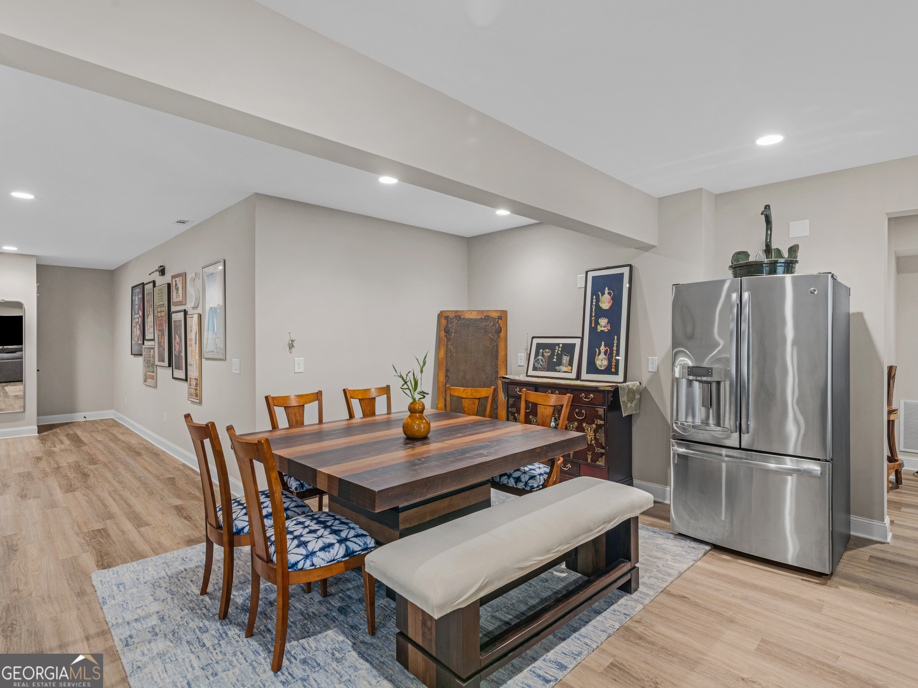 806 Magnolia Walk