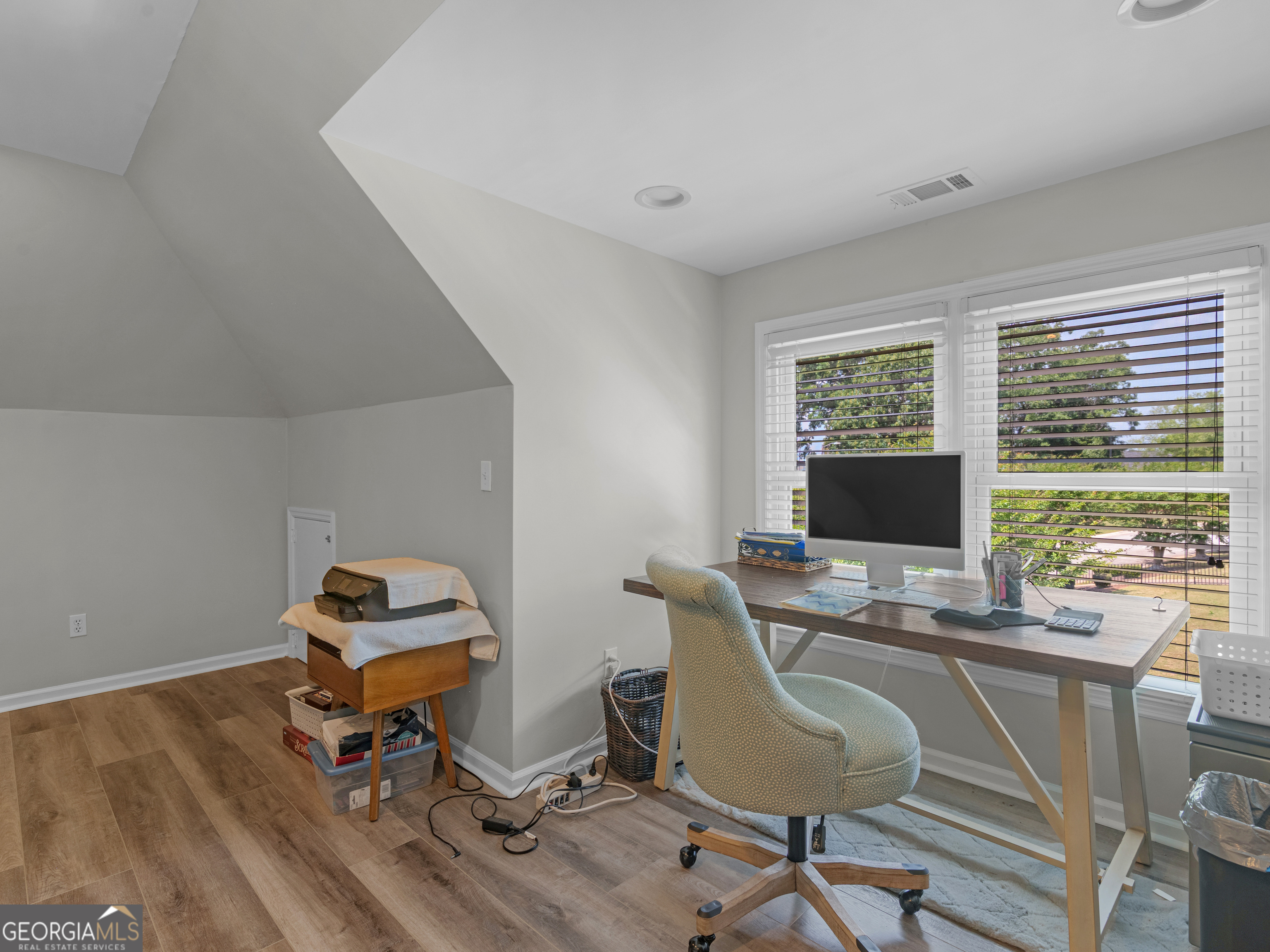 125 Oakpark Terrace