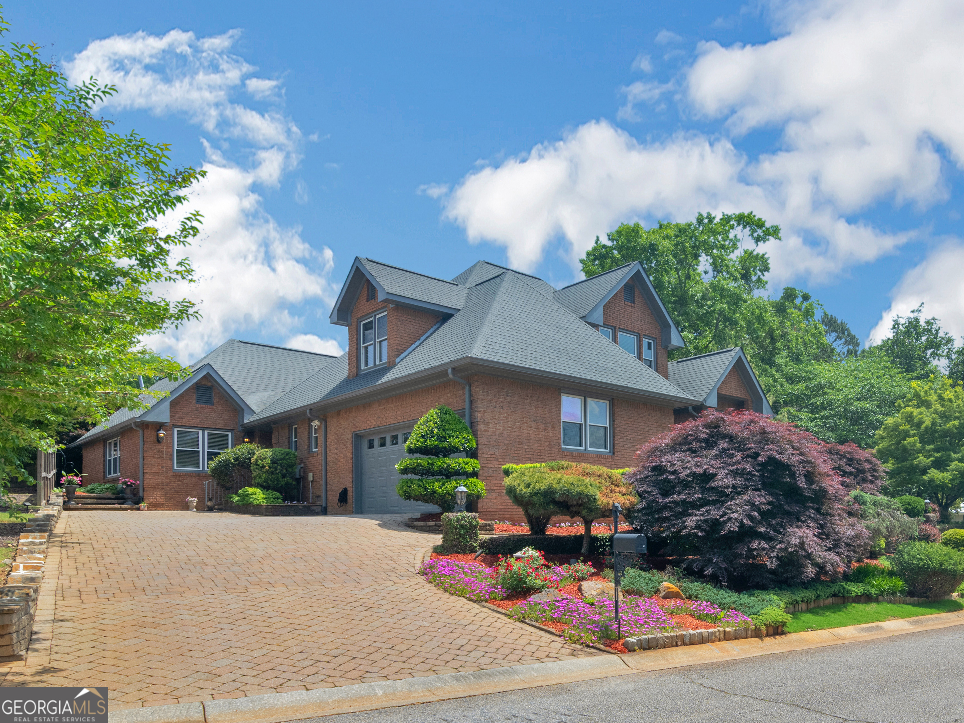 125 Oakpark Terrace