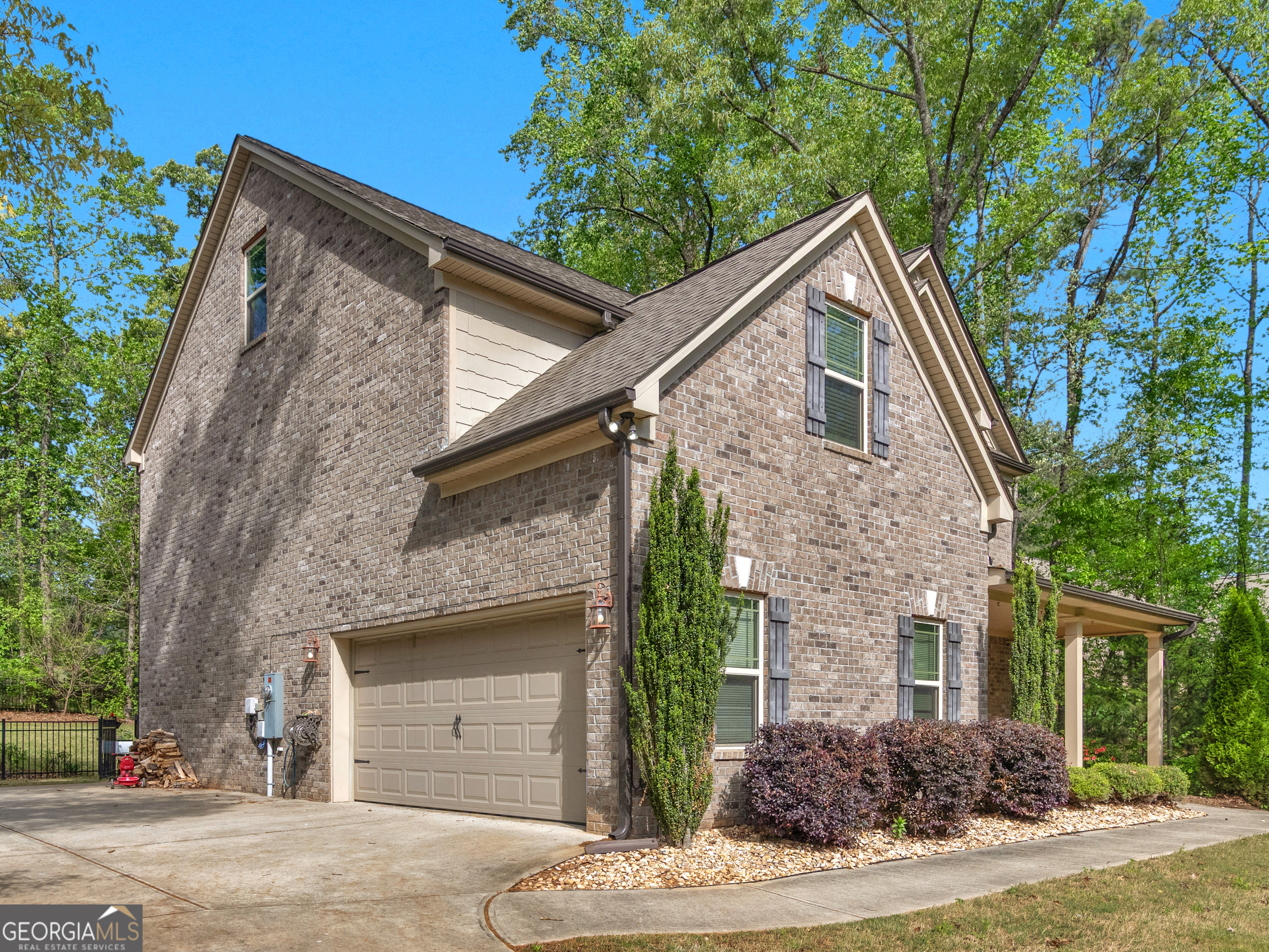 1106 Edward Drive