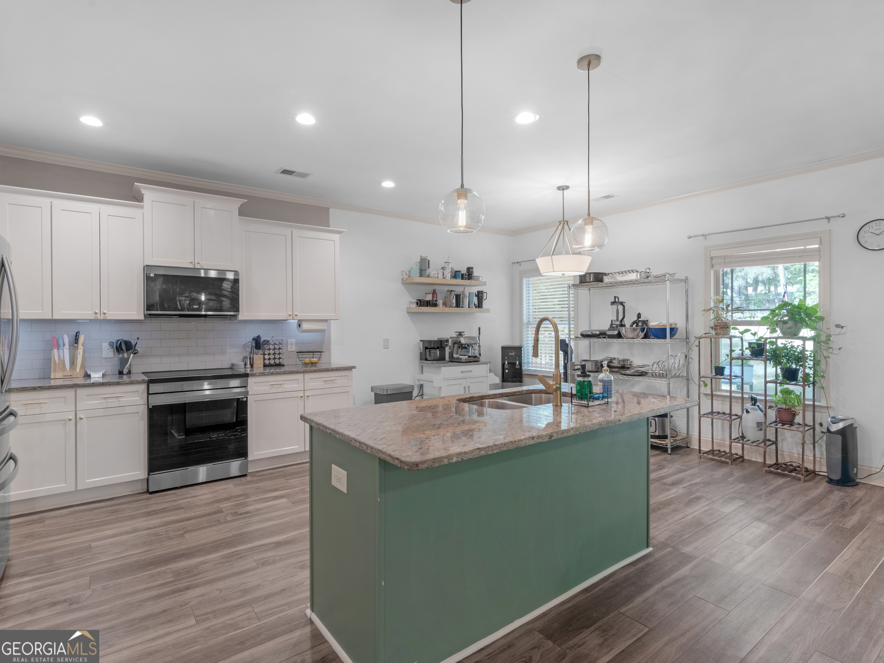 1106 Edward Drive
