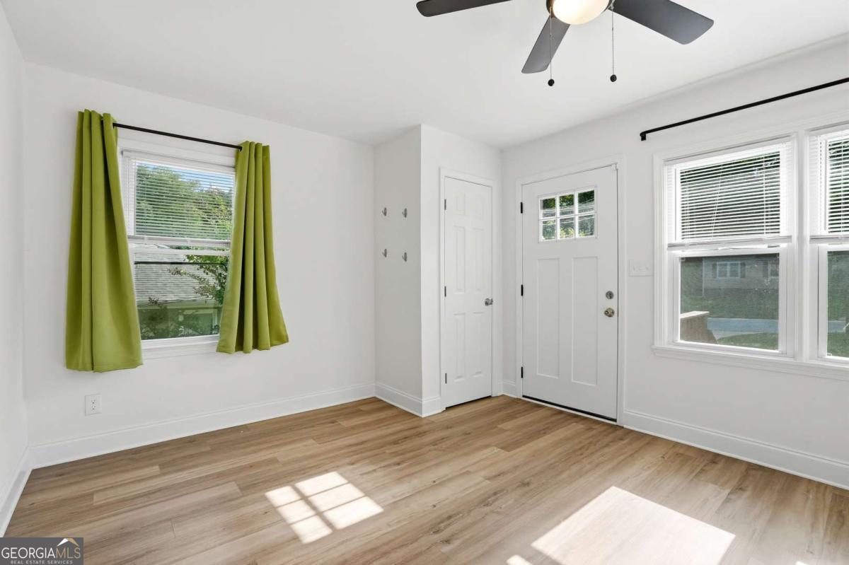320 Camfield Court SW