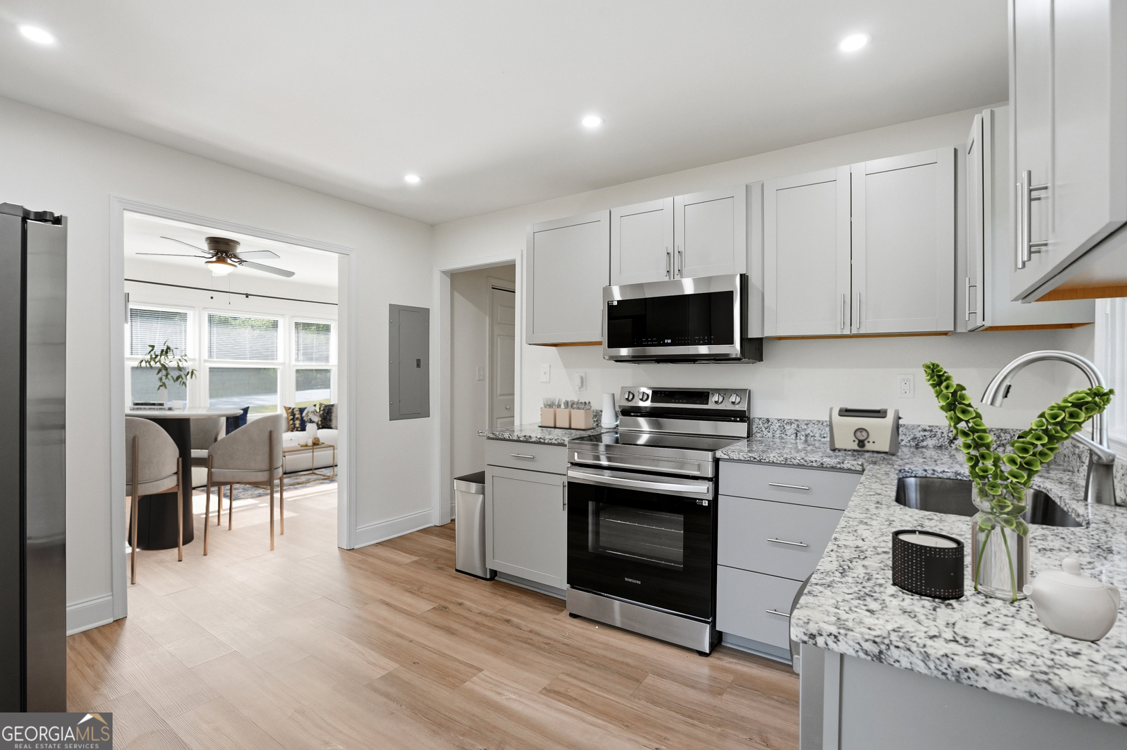 320 Camfield Court SW