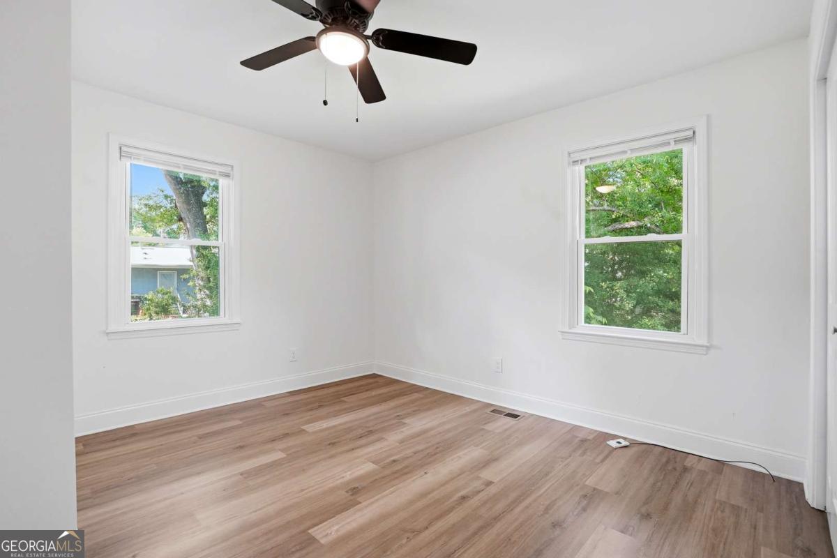 320 Camfield Court SW