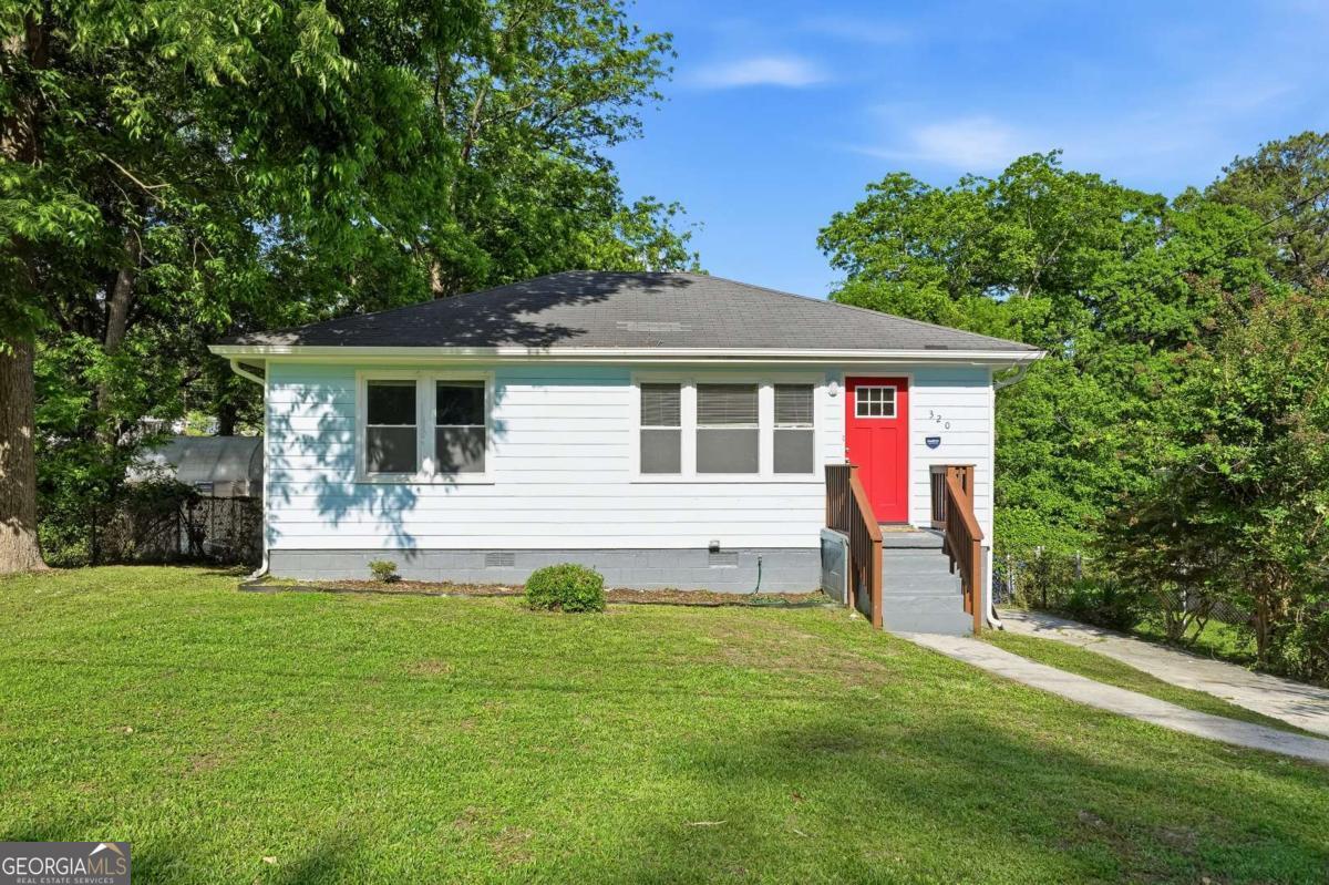 320 Camfield Court SW