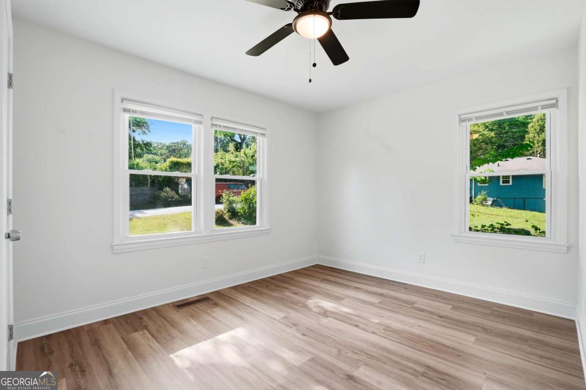 320 Camfield Court SW