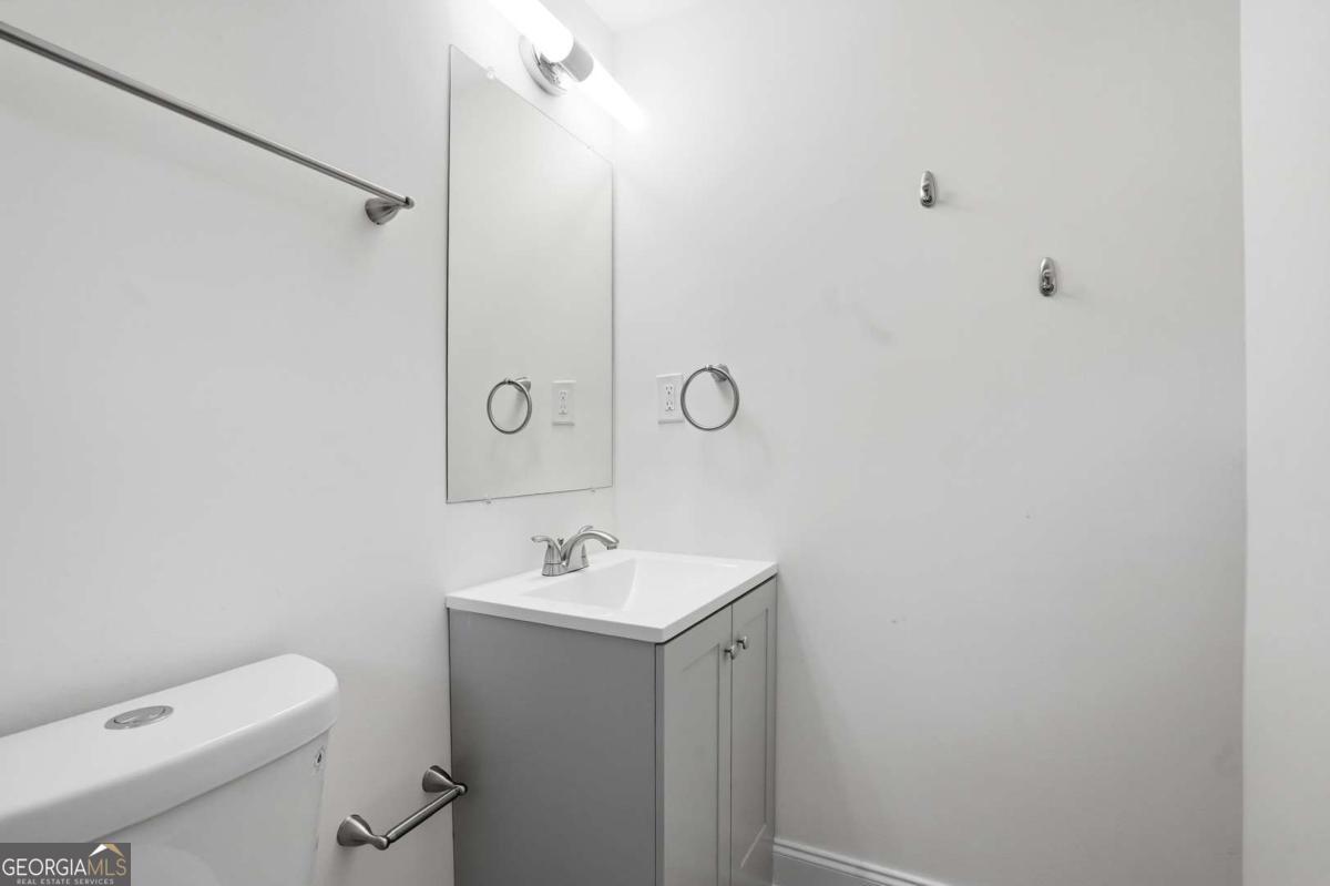 320 Camfield Court SW