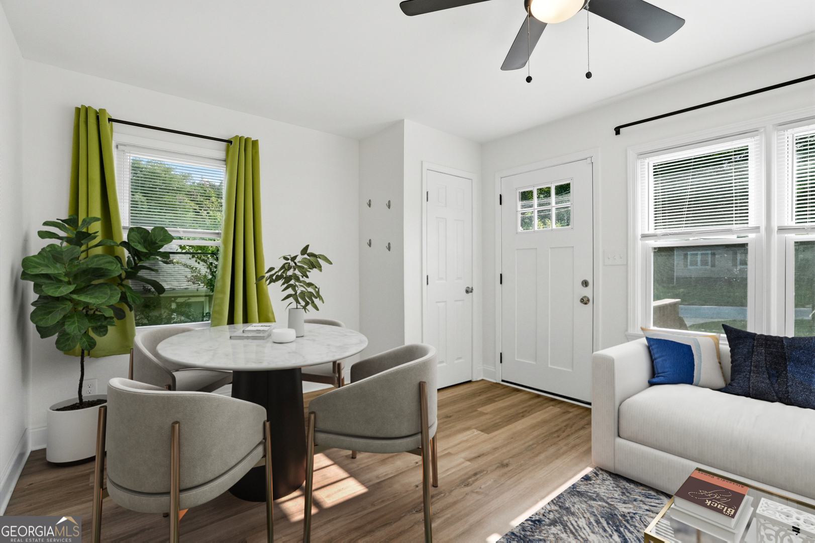 320 Camfield Court SW