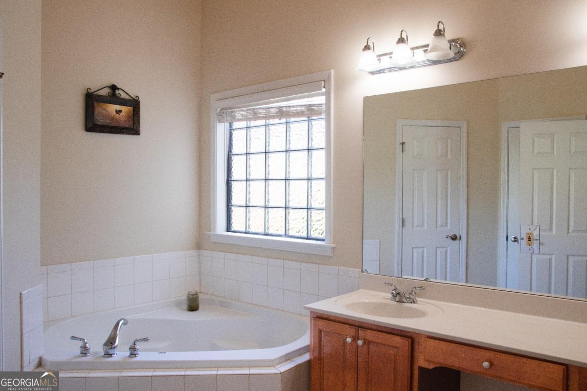 240 Miracle Lane