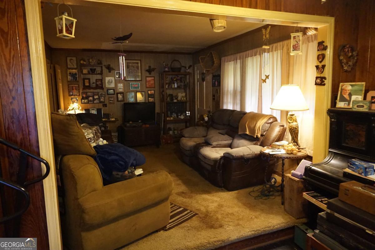 829 Warren Drive