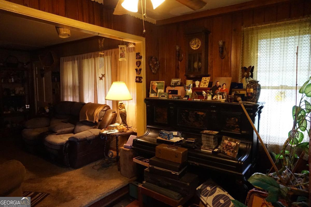 829 Warren Drive