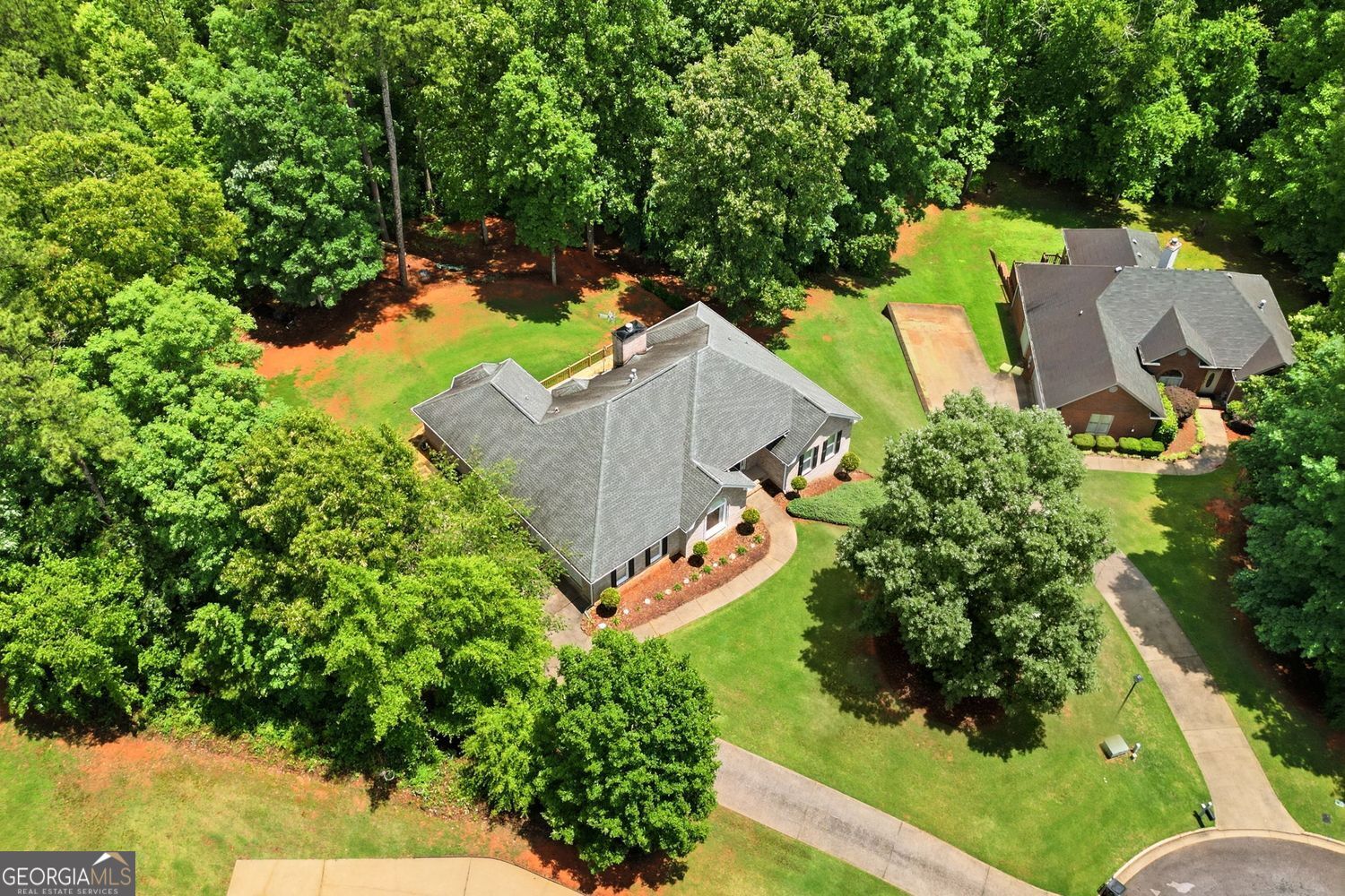 5035 Valley Brook Circle