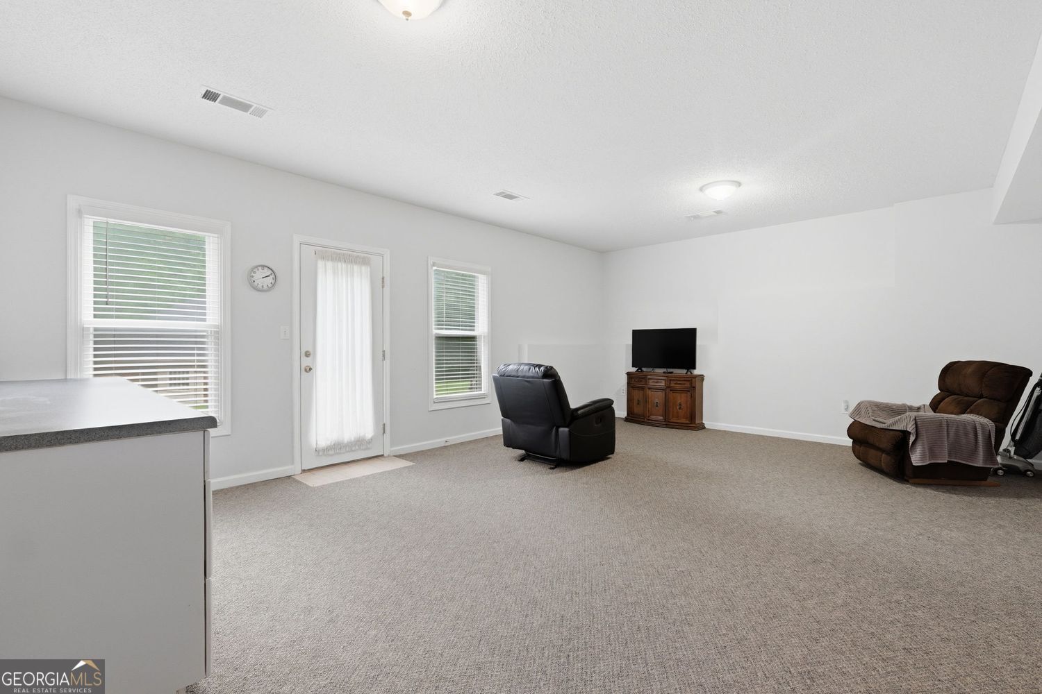 5035 Valley Brook Circle