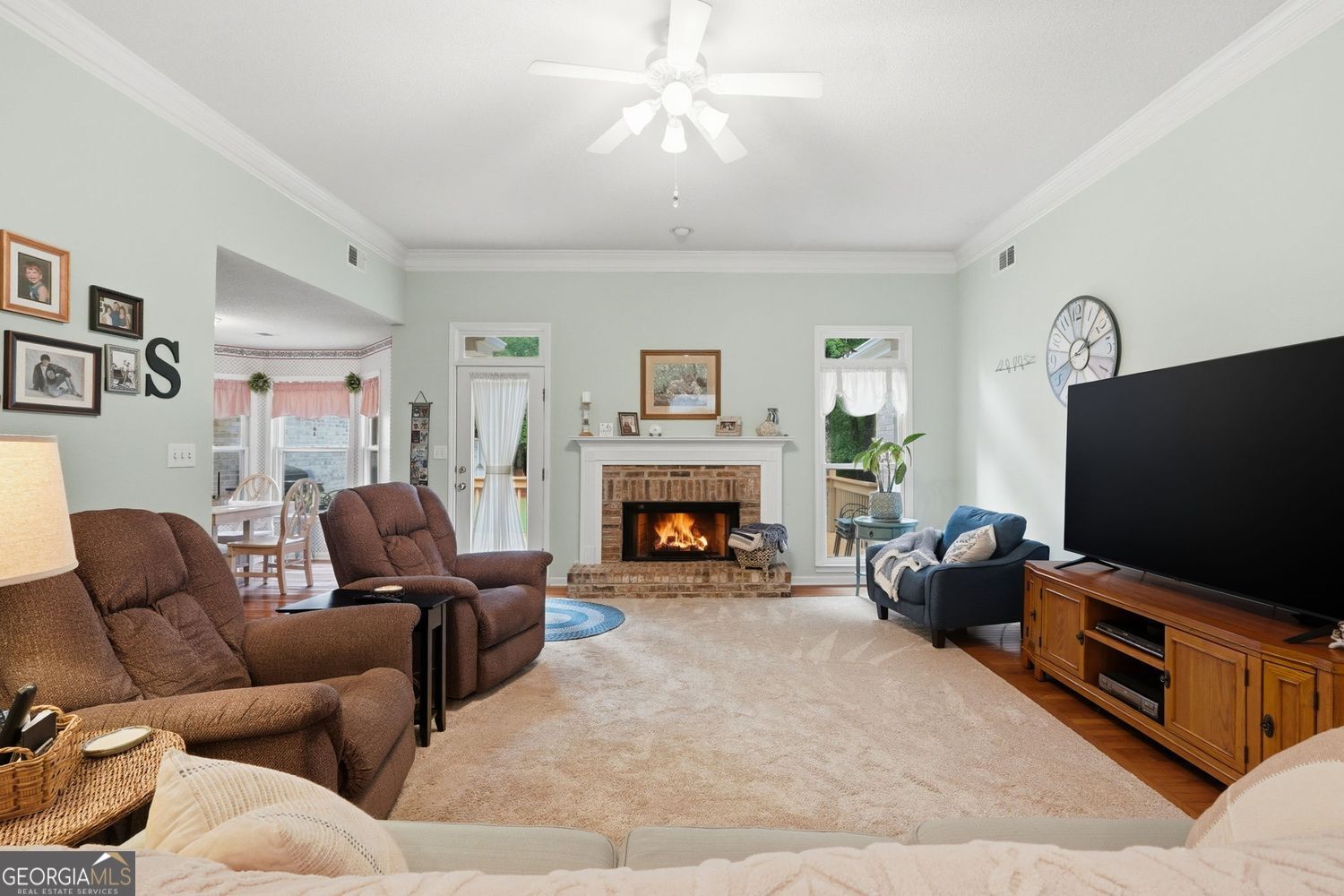 5035 Valley Brook Circle