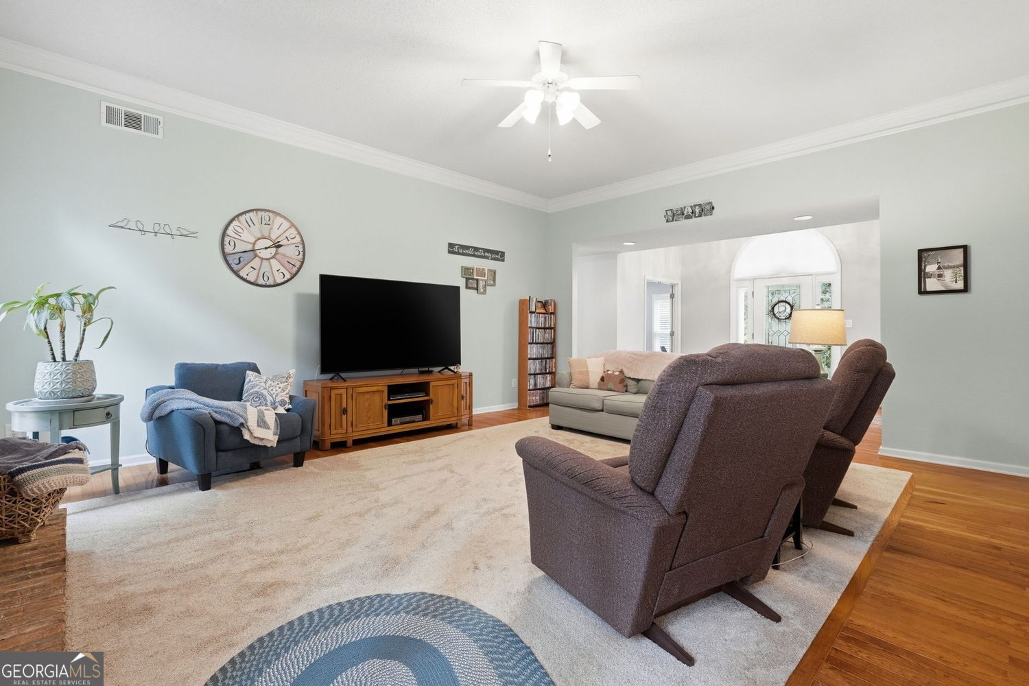 5035 Valley Brook Circle