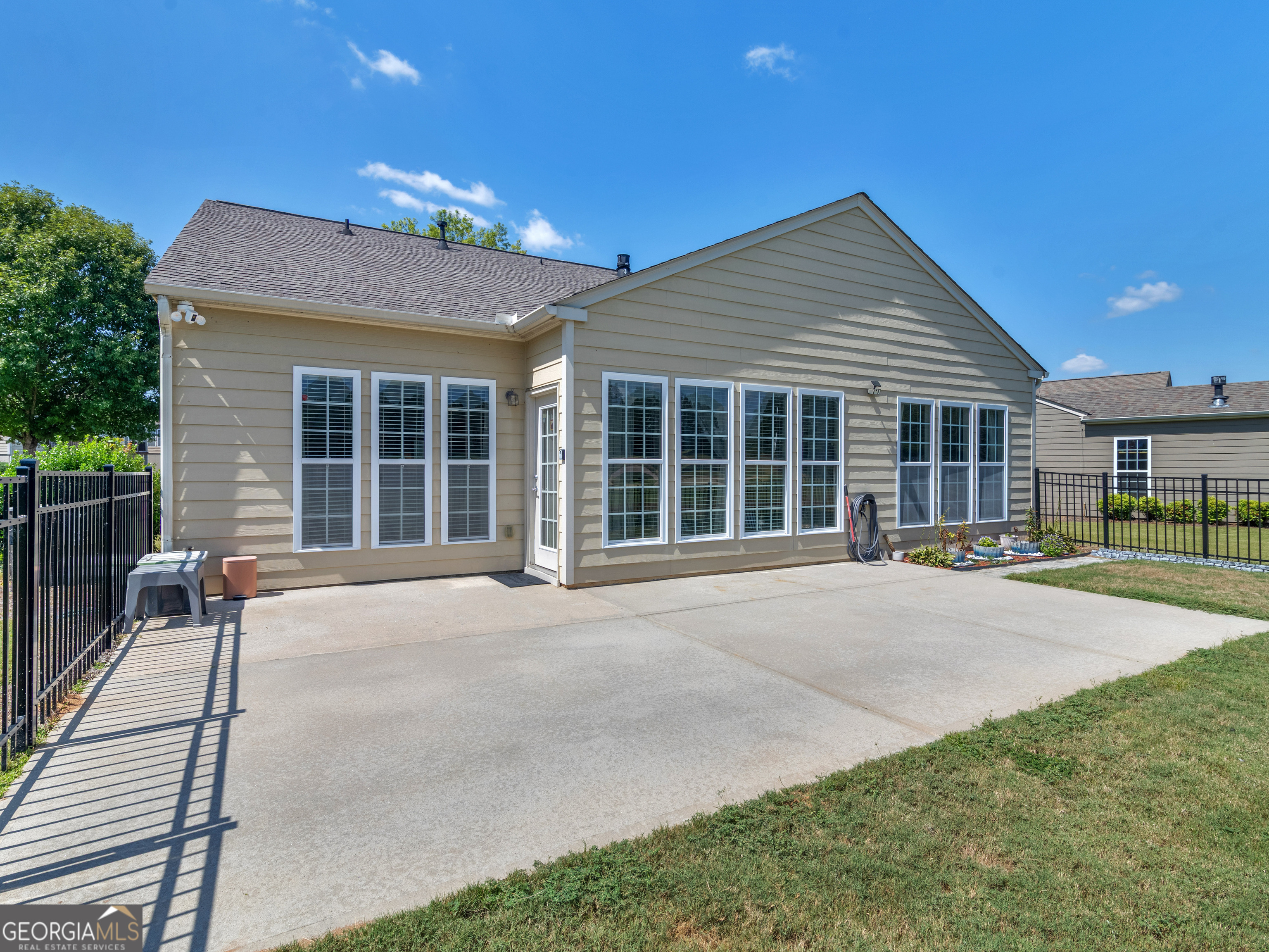421 Beacon Court