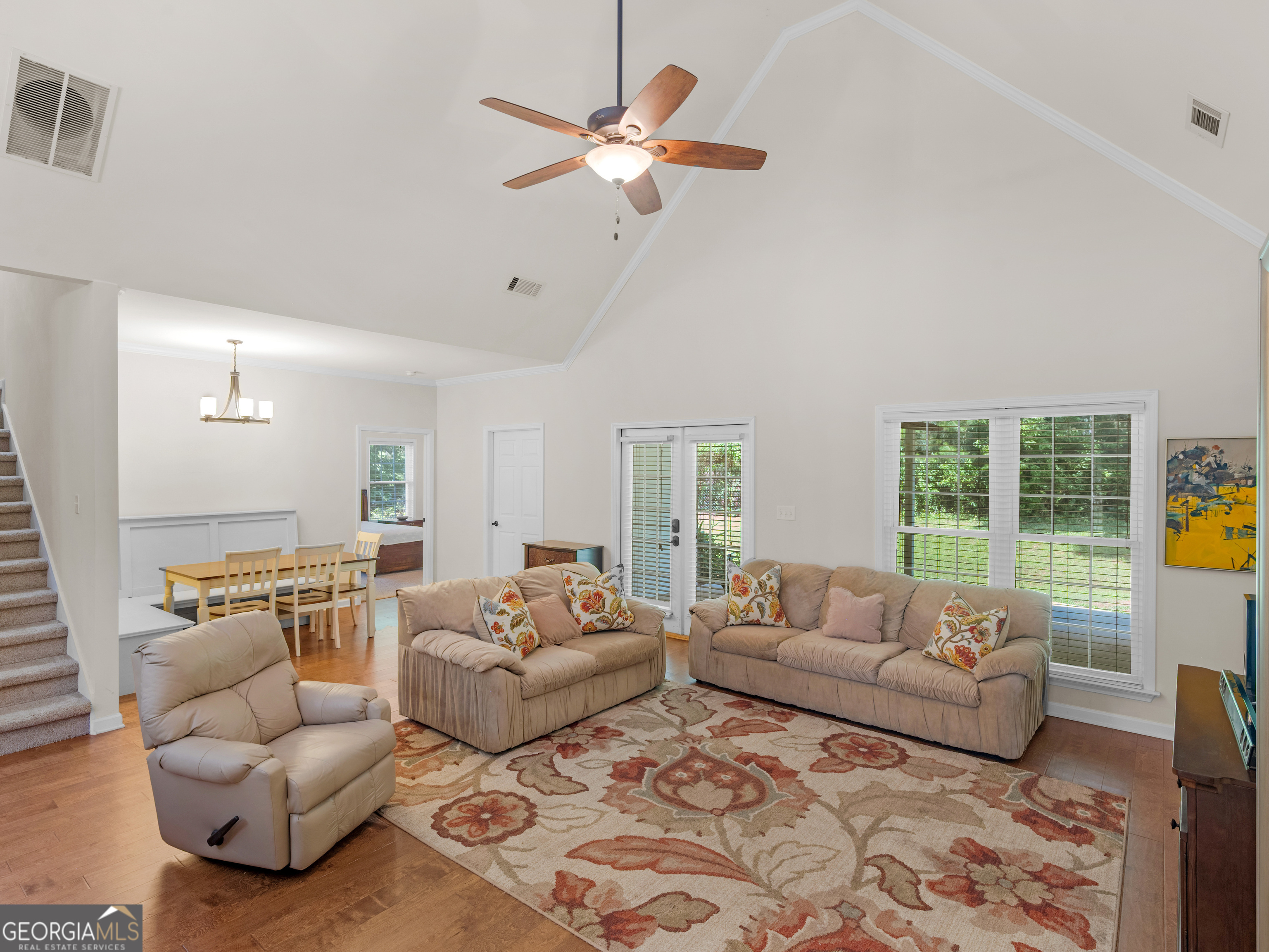 1245 Highway 20 E