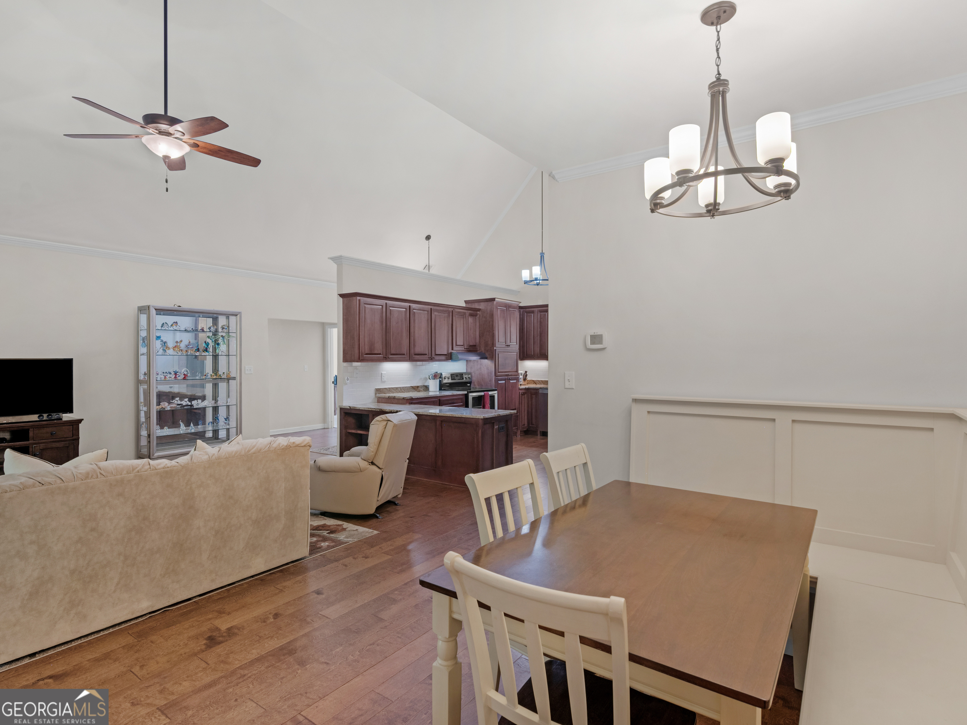 1245 Highway 20 E