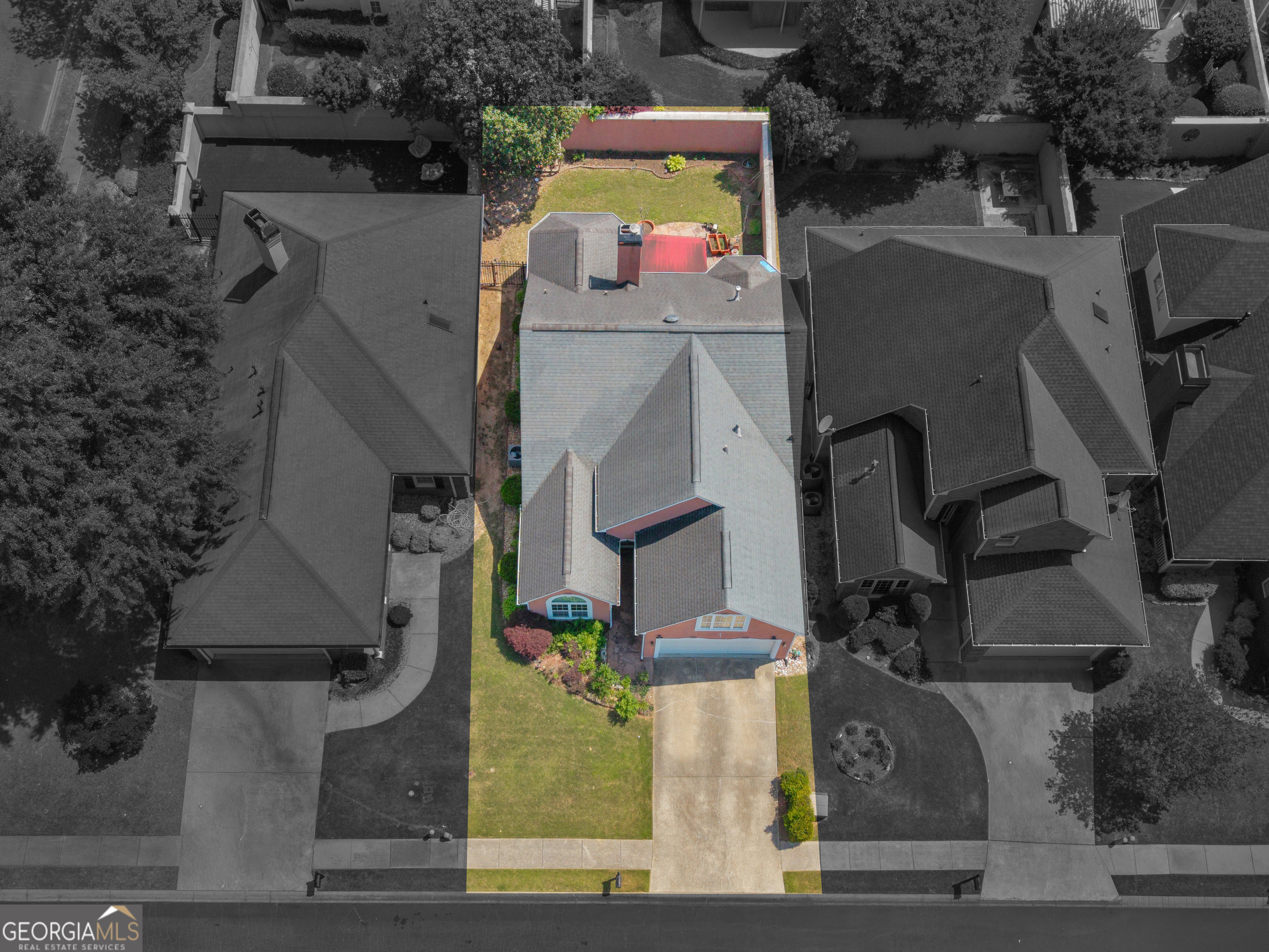 102 Carron Lane