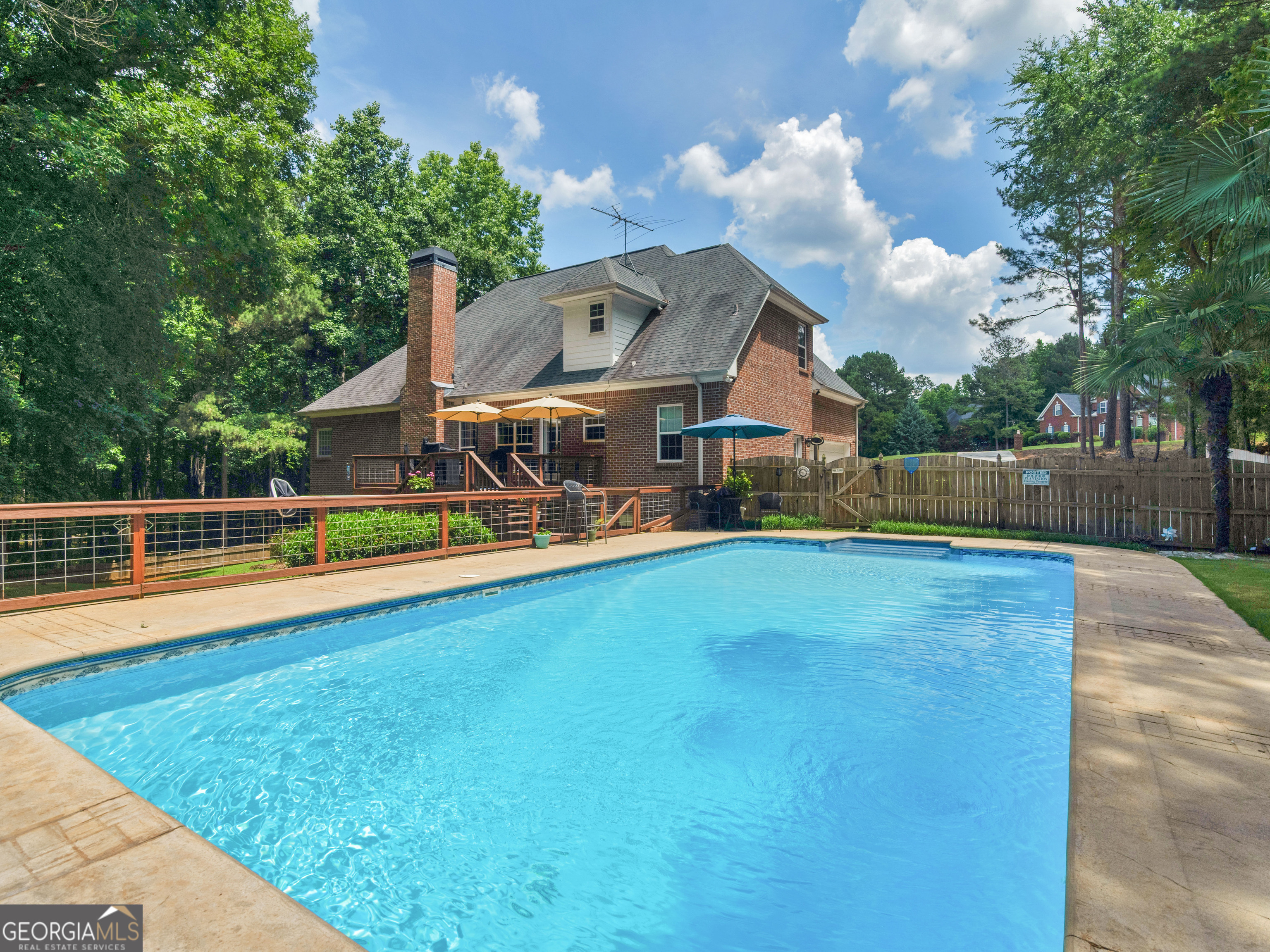 596 Guinevere Court