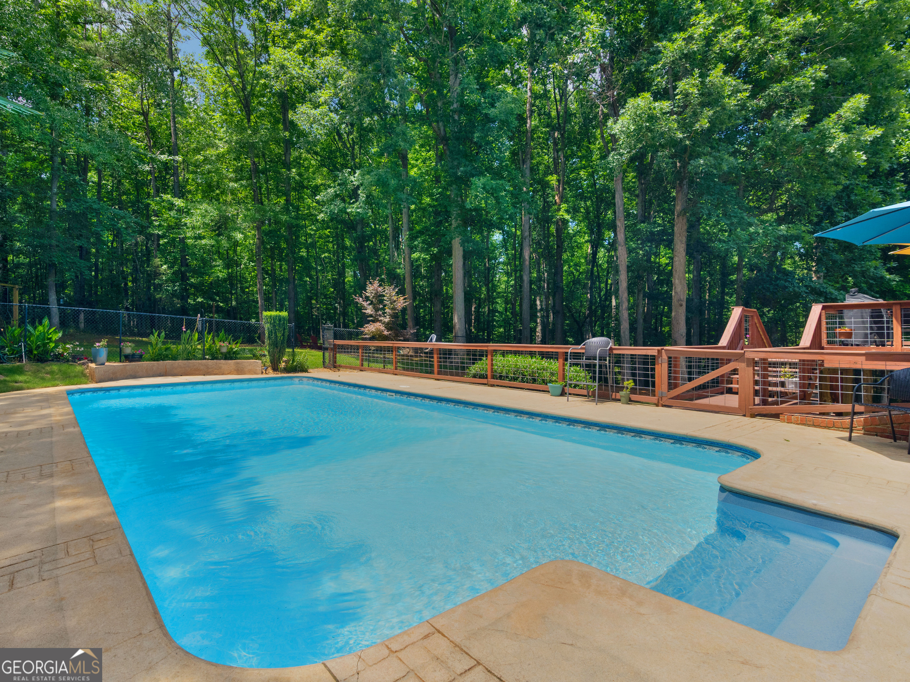 596 Guinevere Court