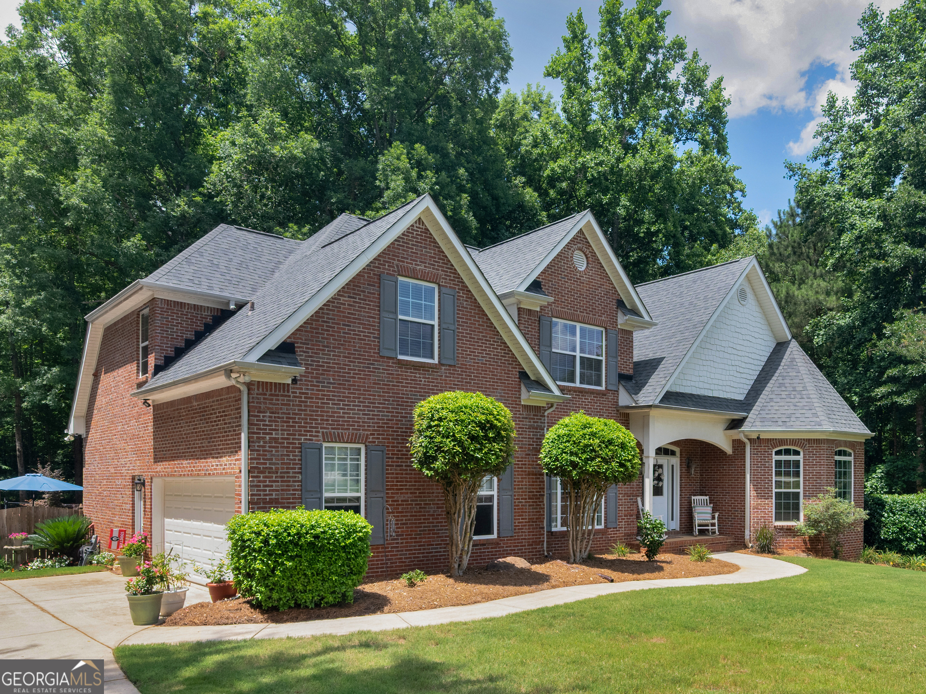 596 Guinevere Court