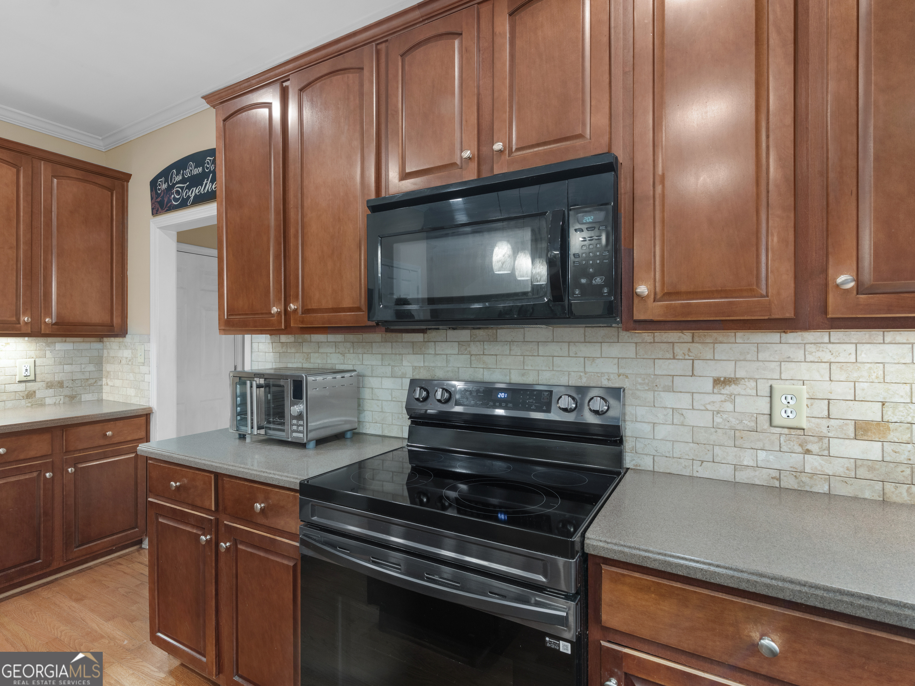 596 Guinevere Court