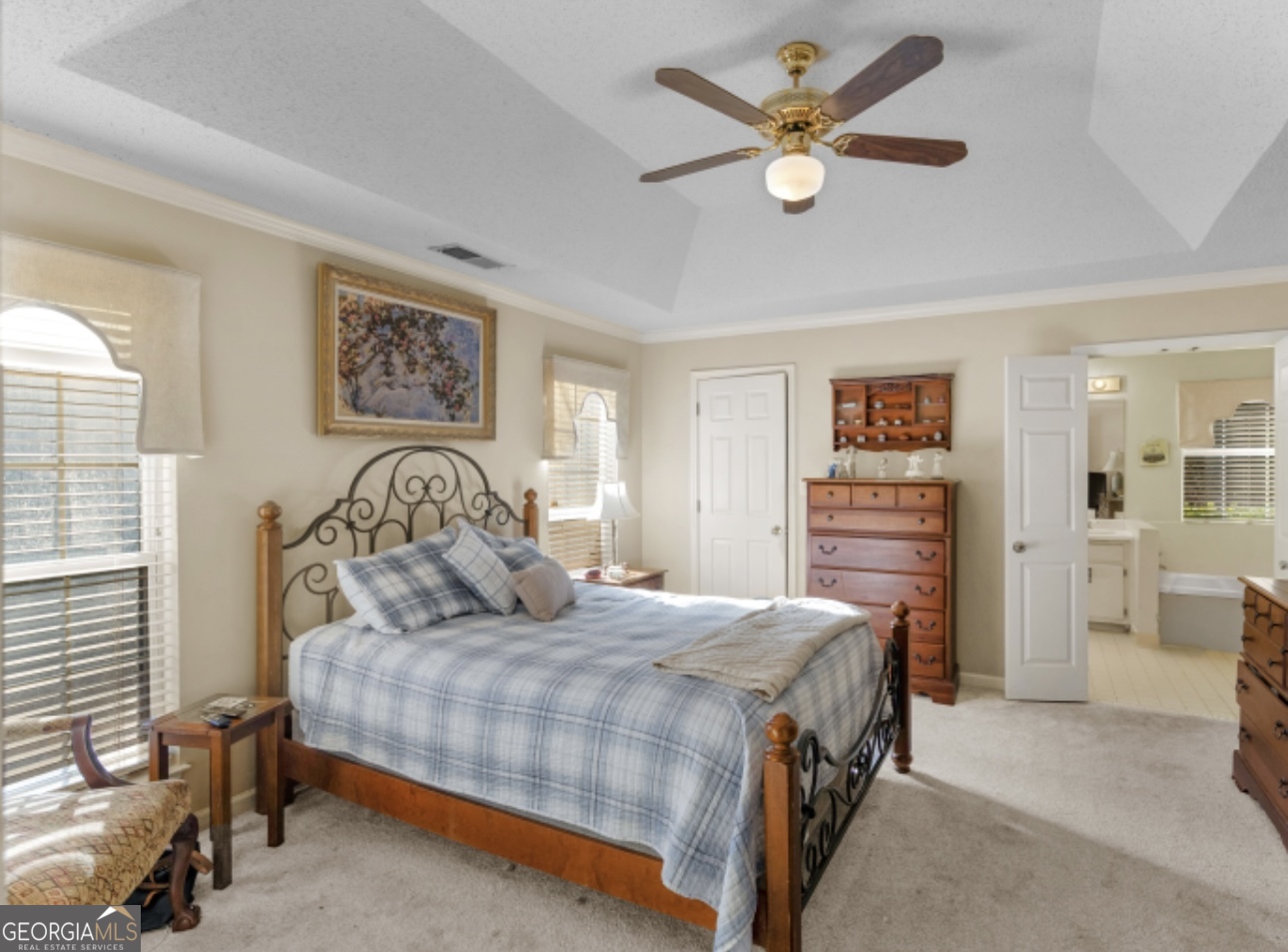 521 Horseshoe Circle