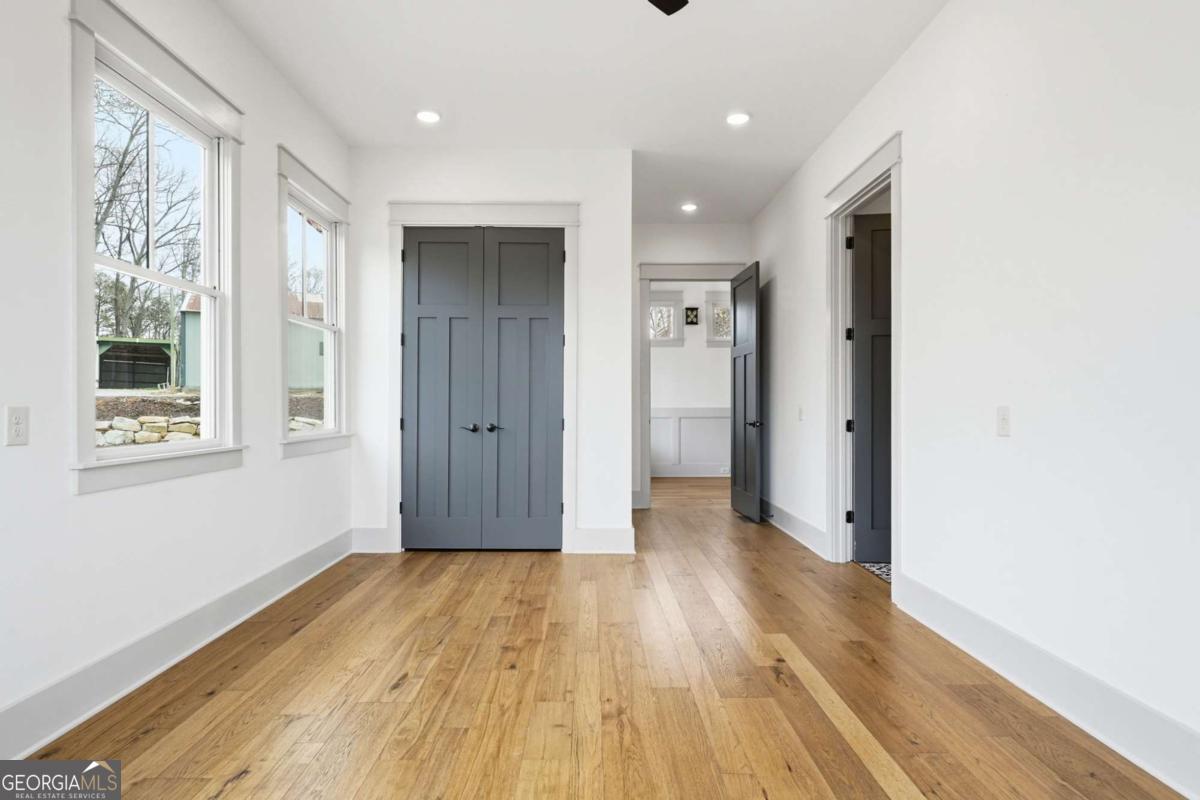 738 Overlook Trail