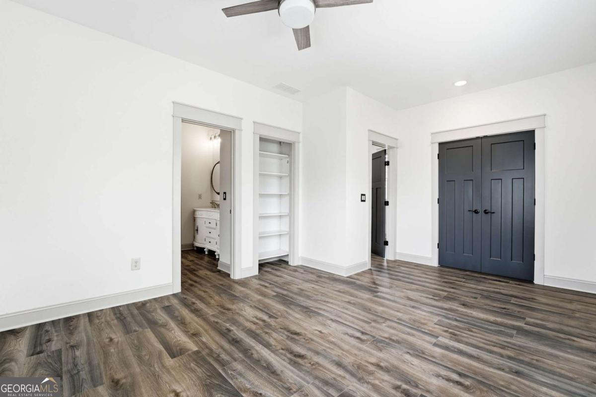 738 Overlook Trail