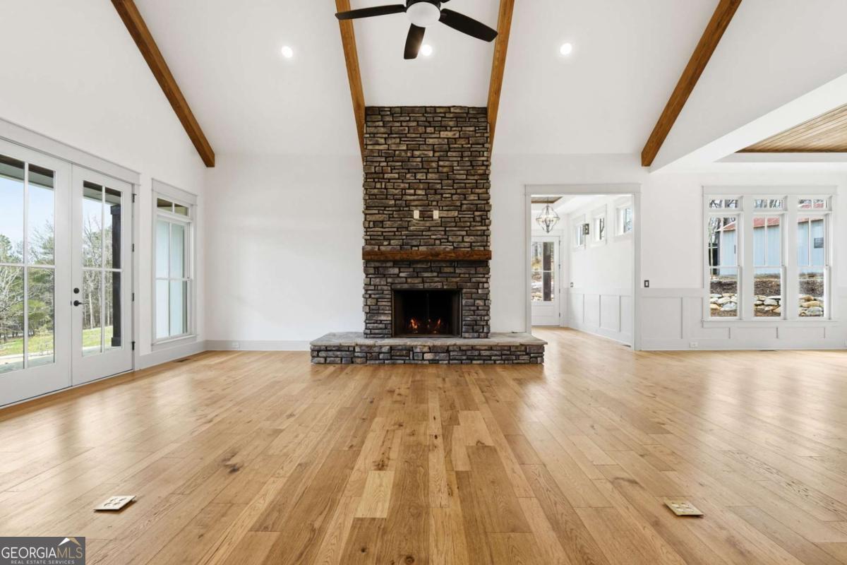 738 Overlook Trail