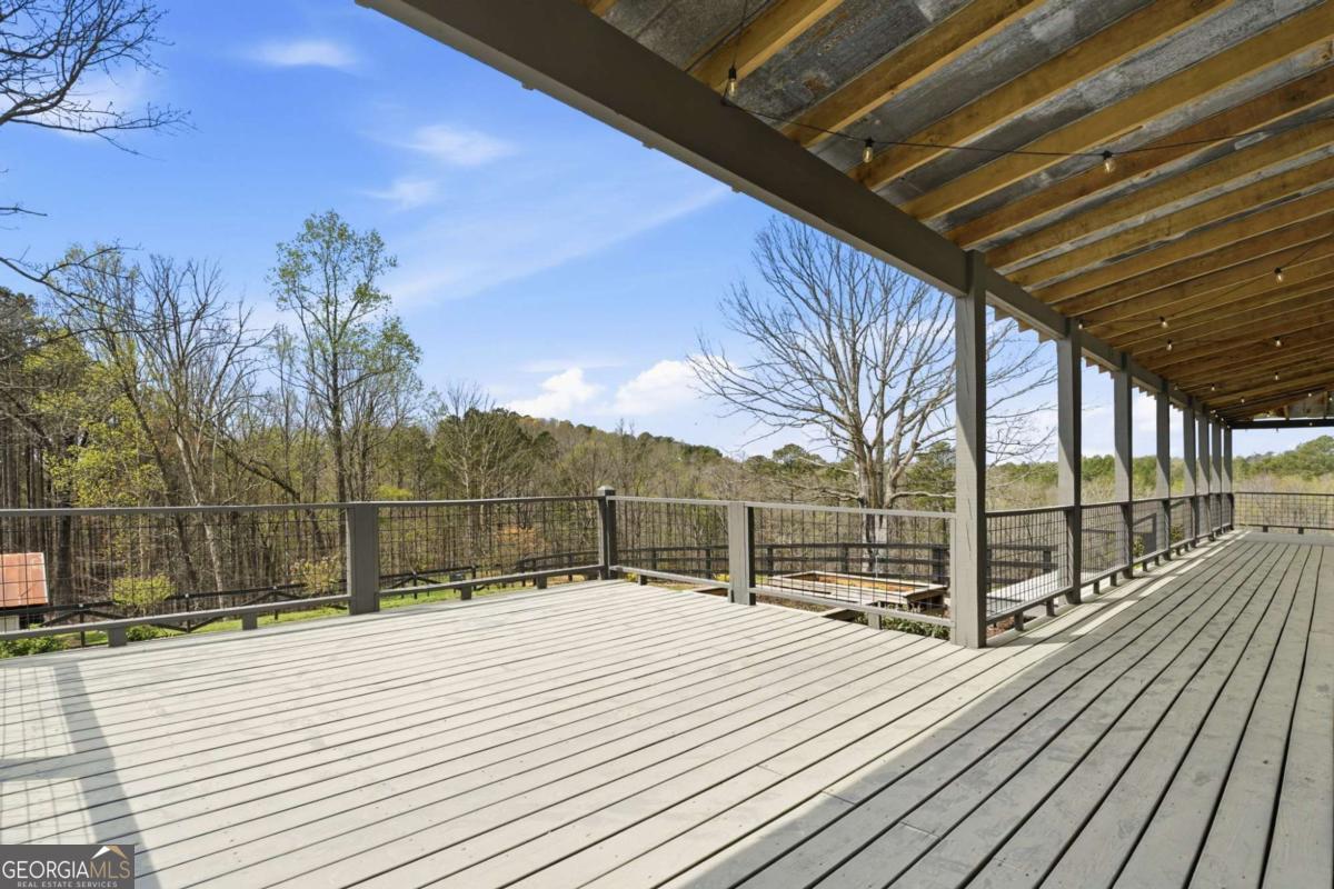 738 Overlook Trail