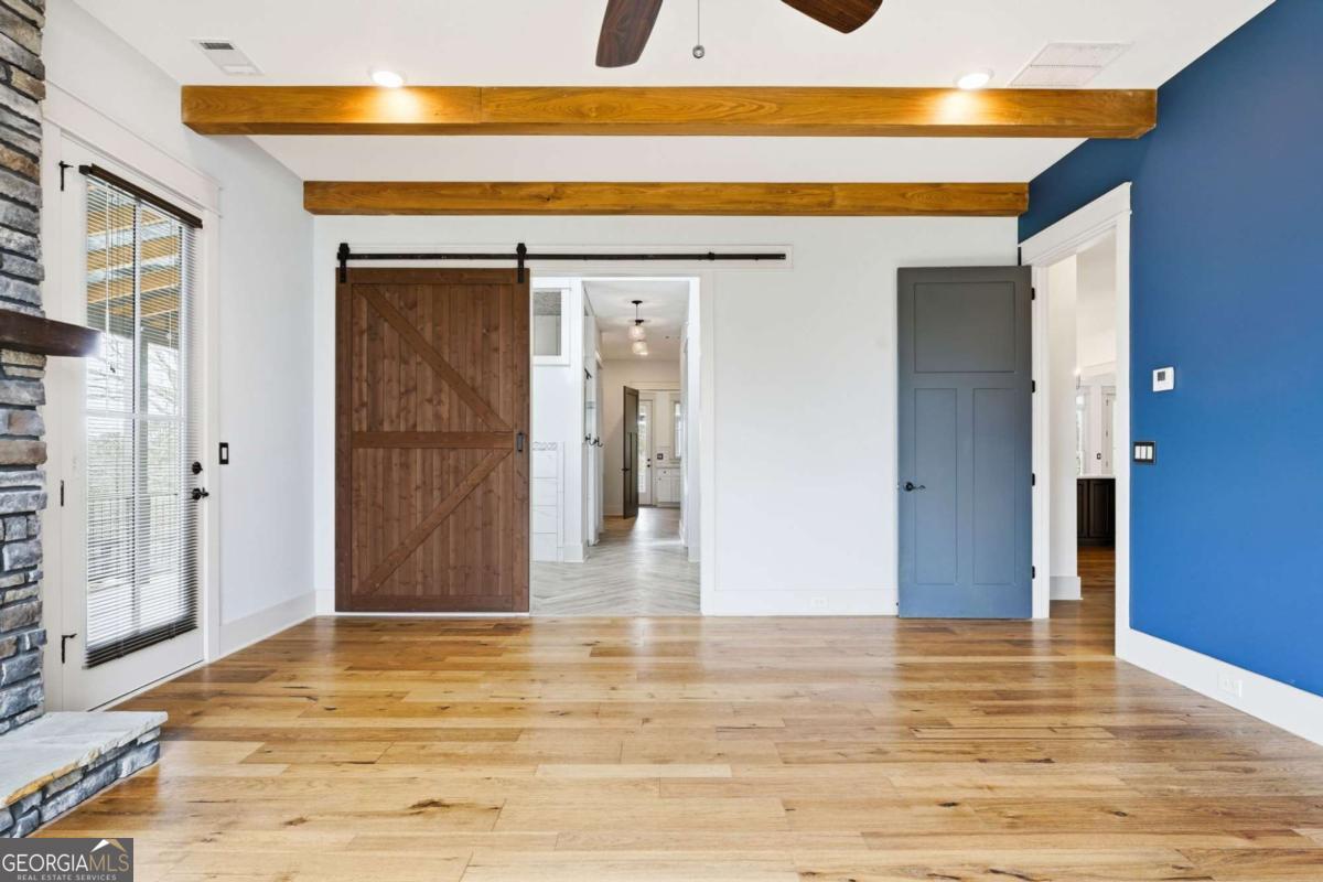 738 Overlook Trail