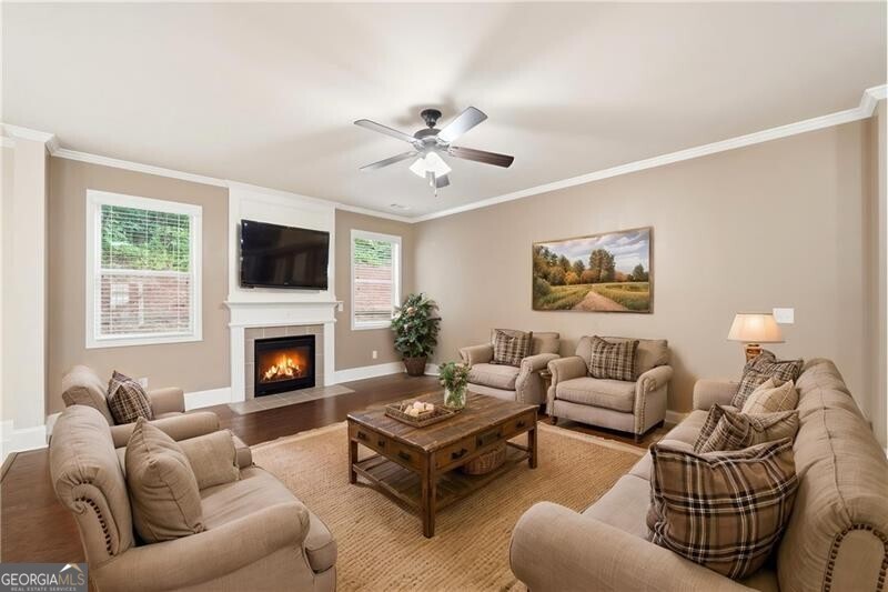 211 Providence Lane