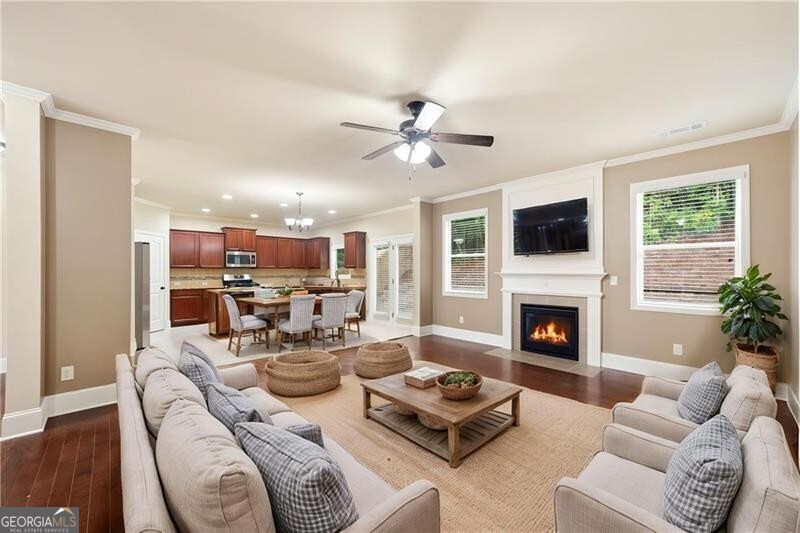 211 Providence Lane