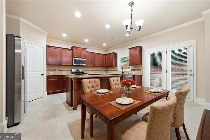 211 Providence Lane
